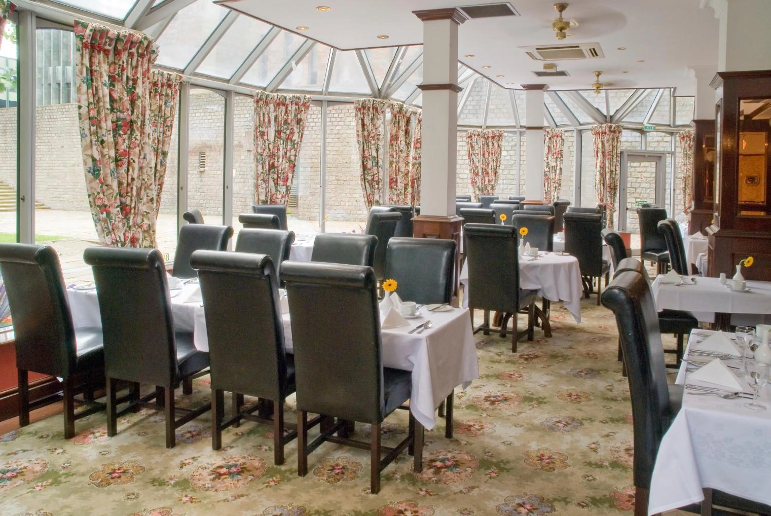 Restaurant/places to eat in Britannia Hotel Coventry