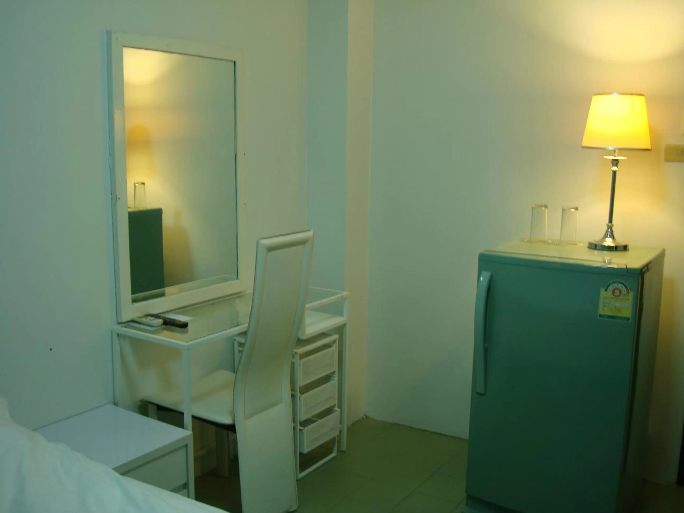 Decorative detail, Bed in Oriental Smile Hotel