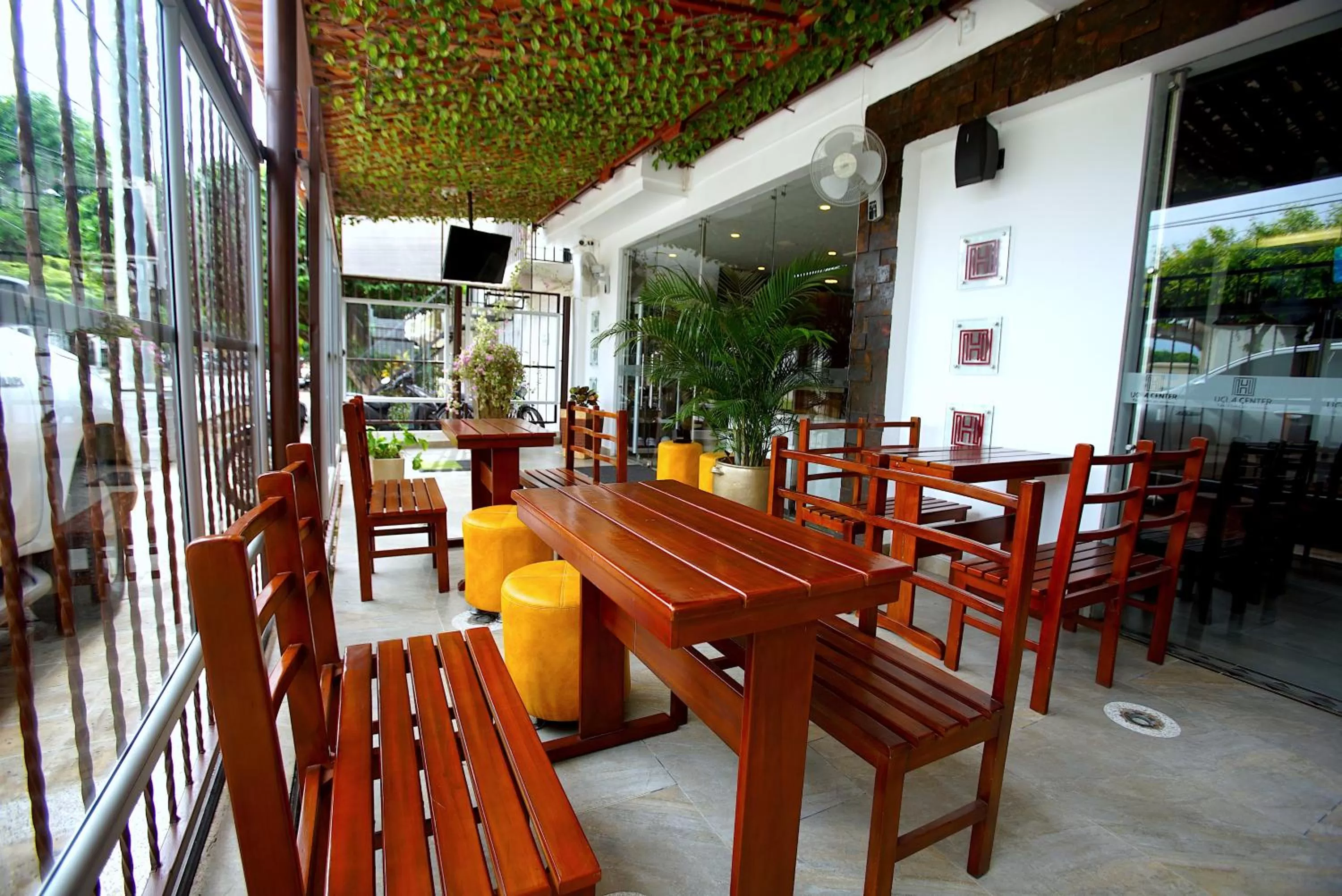 Property building in Hotel Ucla Center