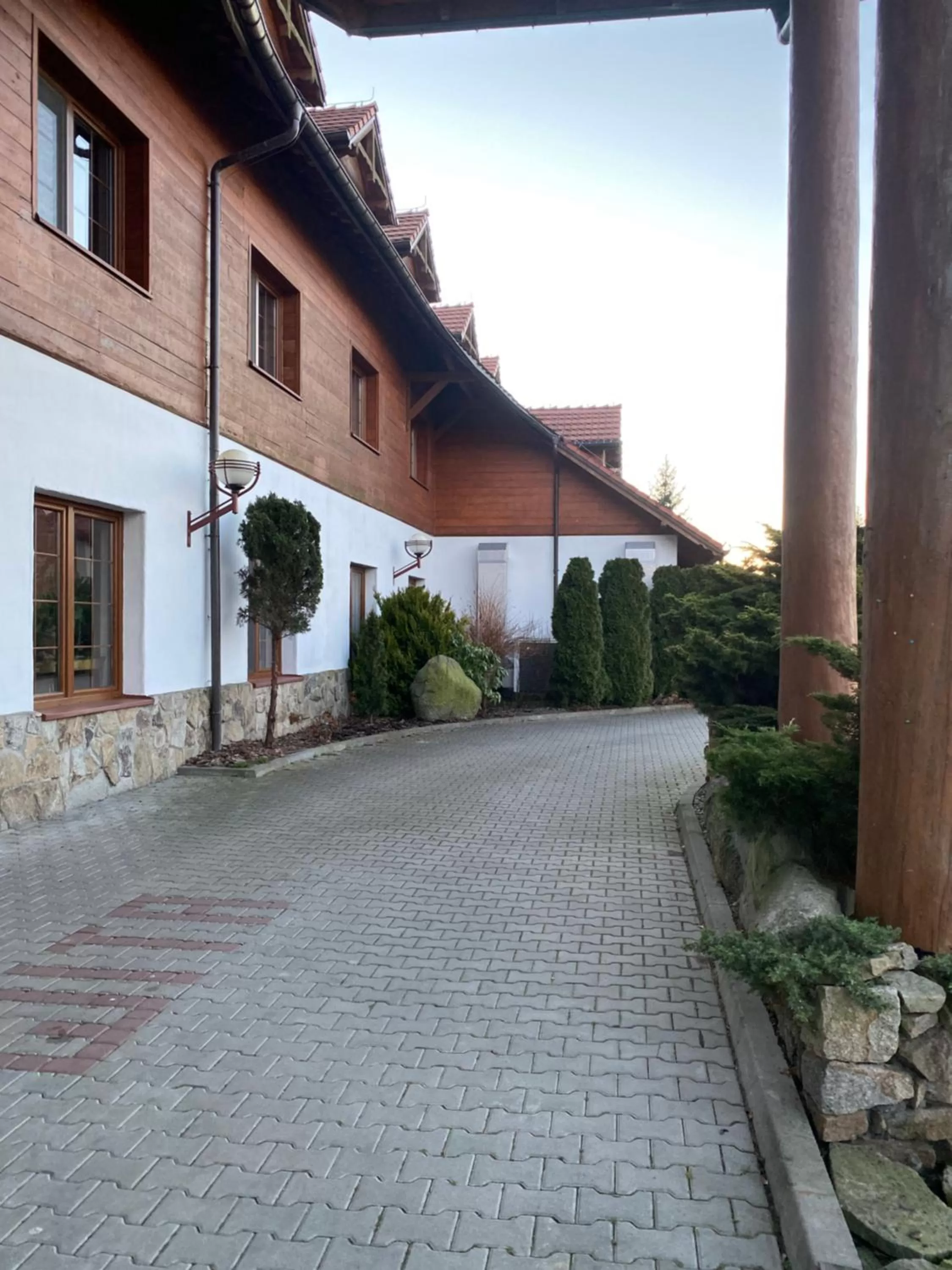 HOTEL CICHA WODA NIEPORĘT