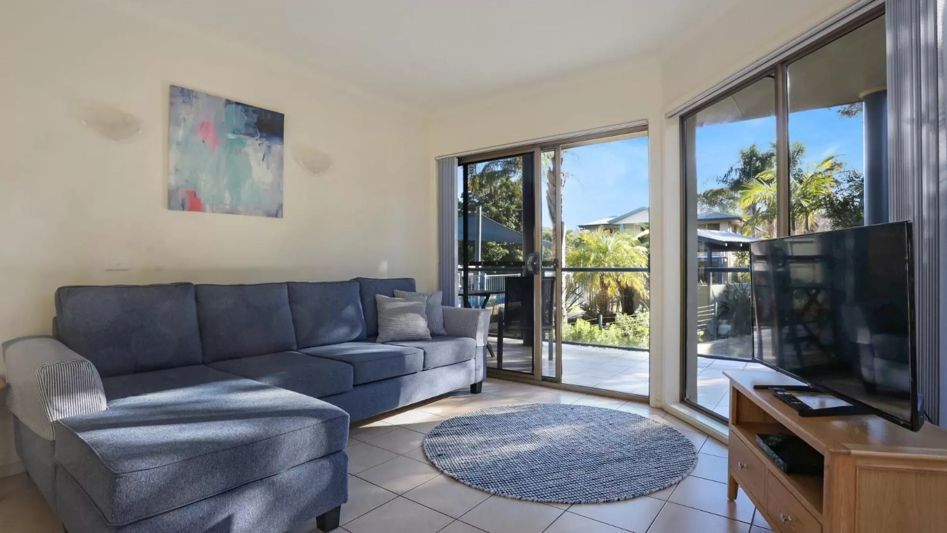 Living room in Sorrento Apartments Merimbula
