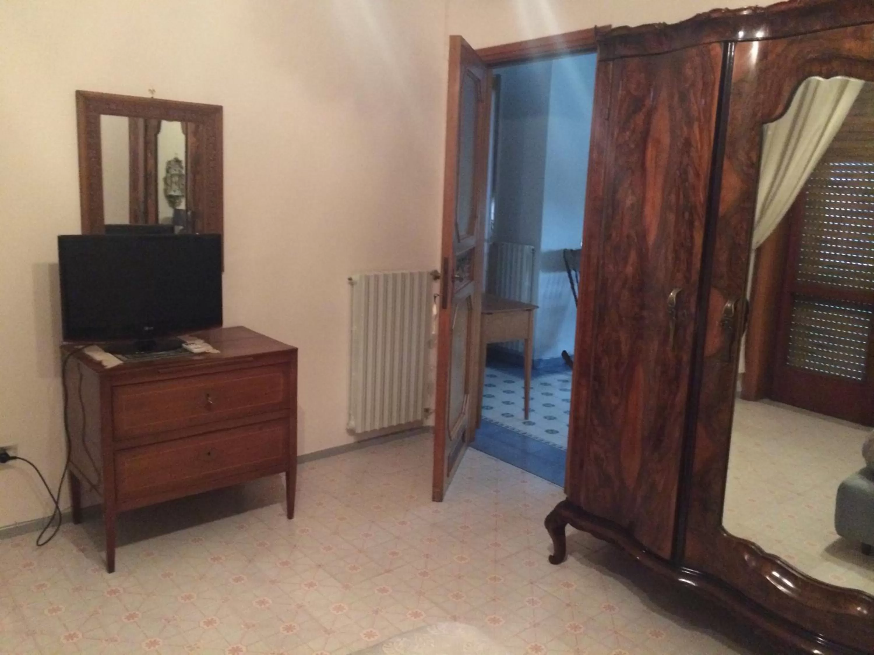 Photo of the whole room in Casa Prunilla