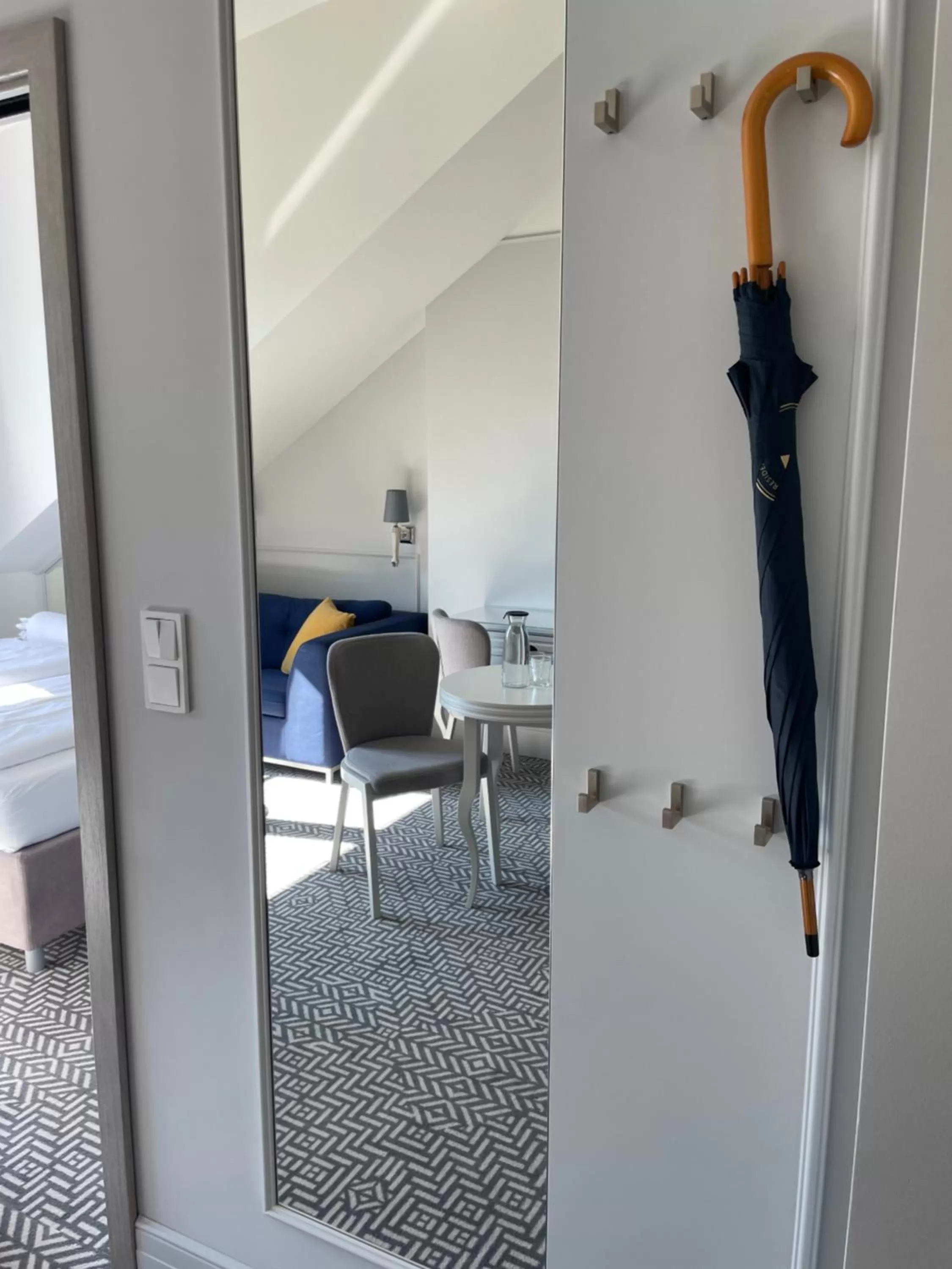 Living room in Amber Design Residence