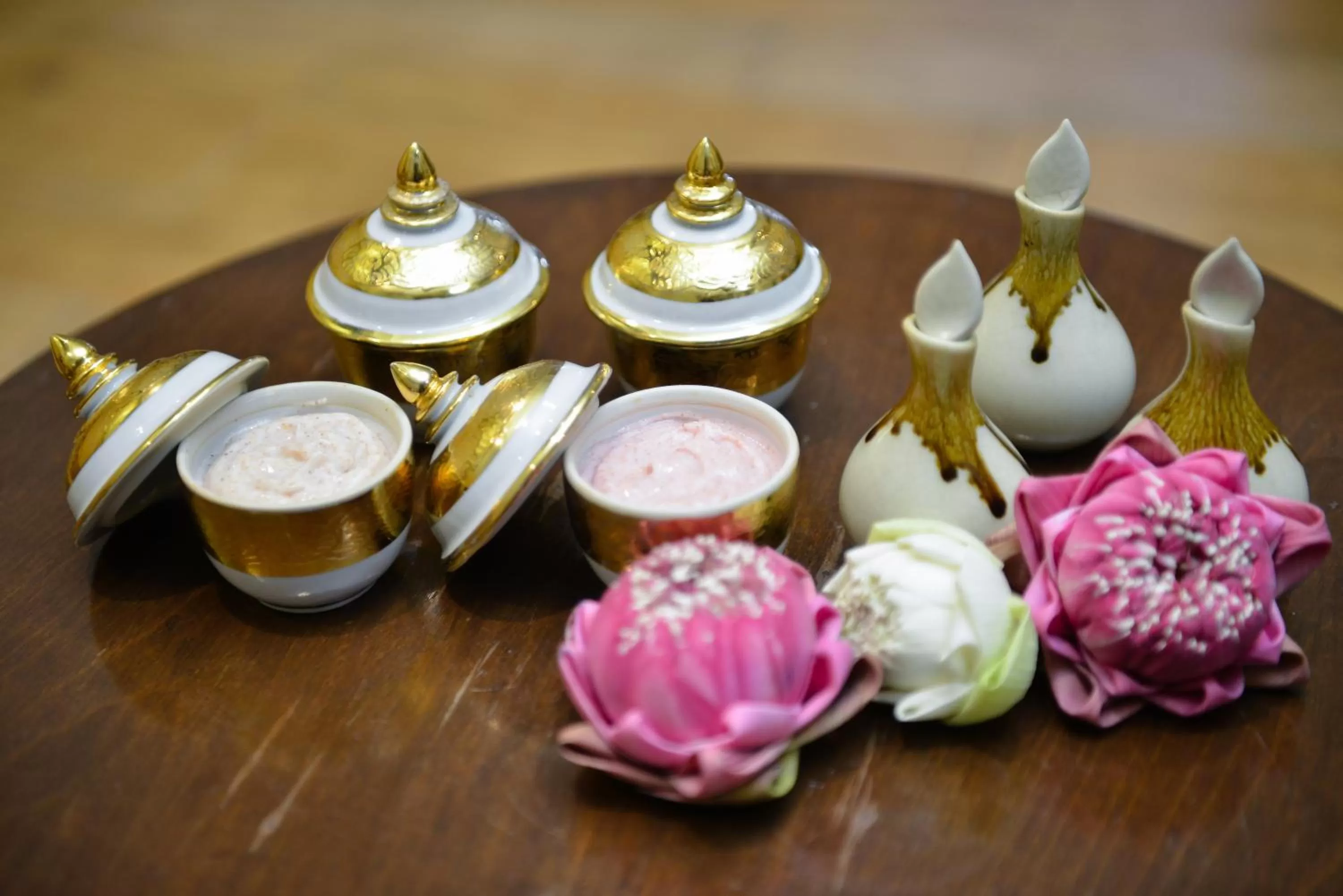 Spa and wellness centre/facilities in Miracle Grand Convention Hotel