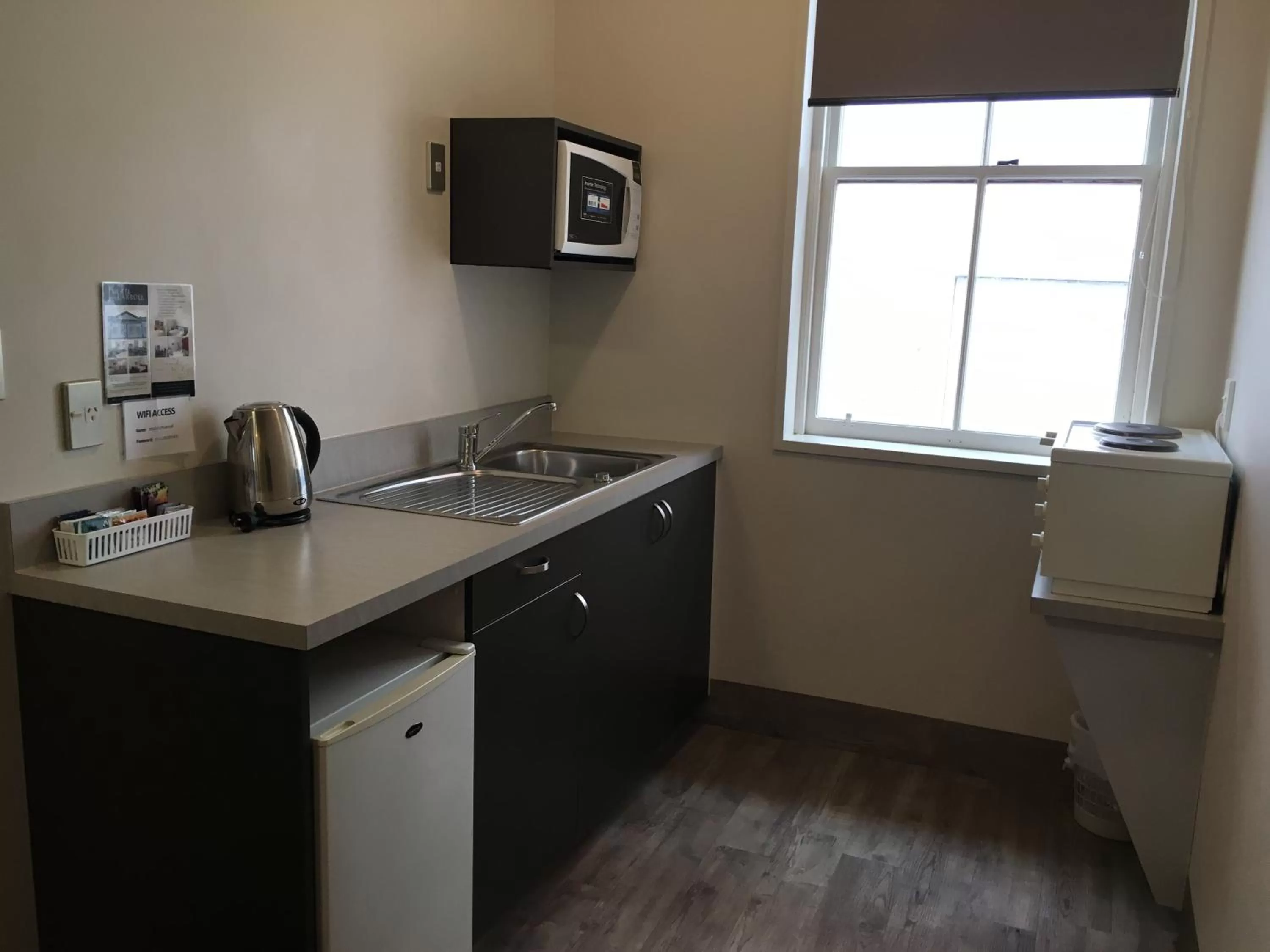 Kitchen or kitchenette in Motel on Carroll