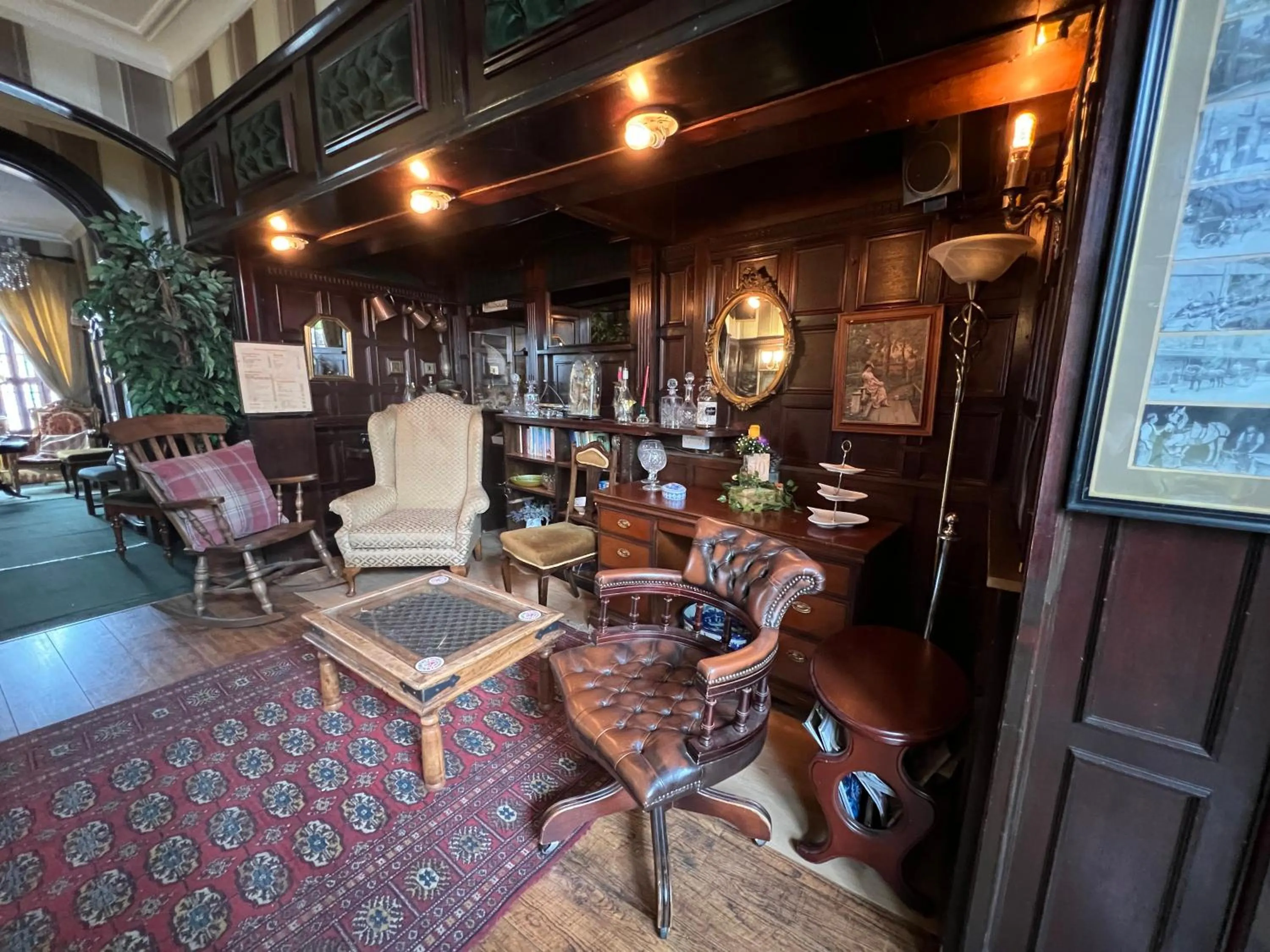 Georgian House Hotel