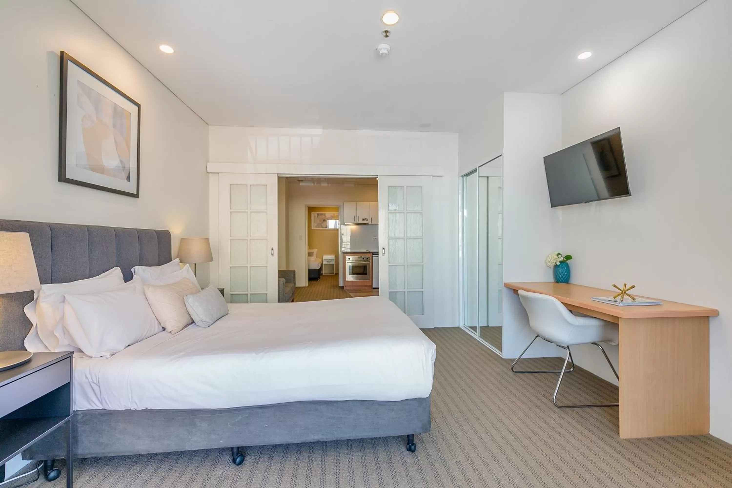 Bedroom, Bed in All Suites Perth