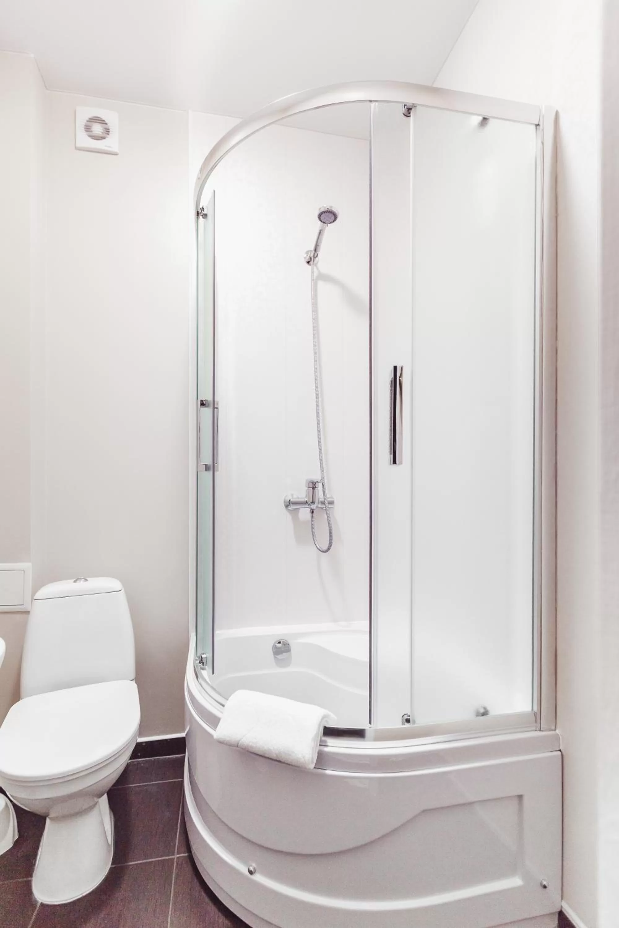 Shower in Apartments near Deribasovskaya