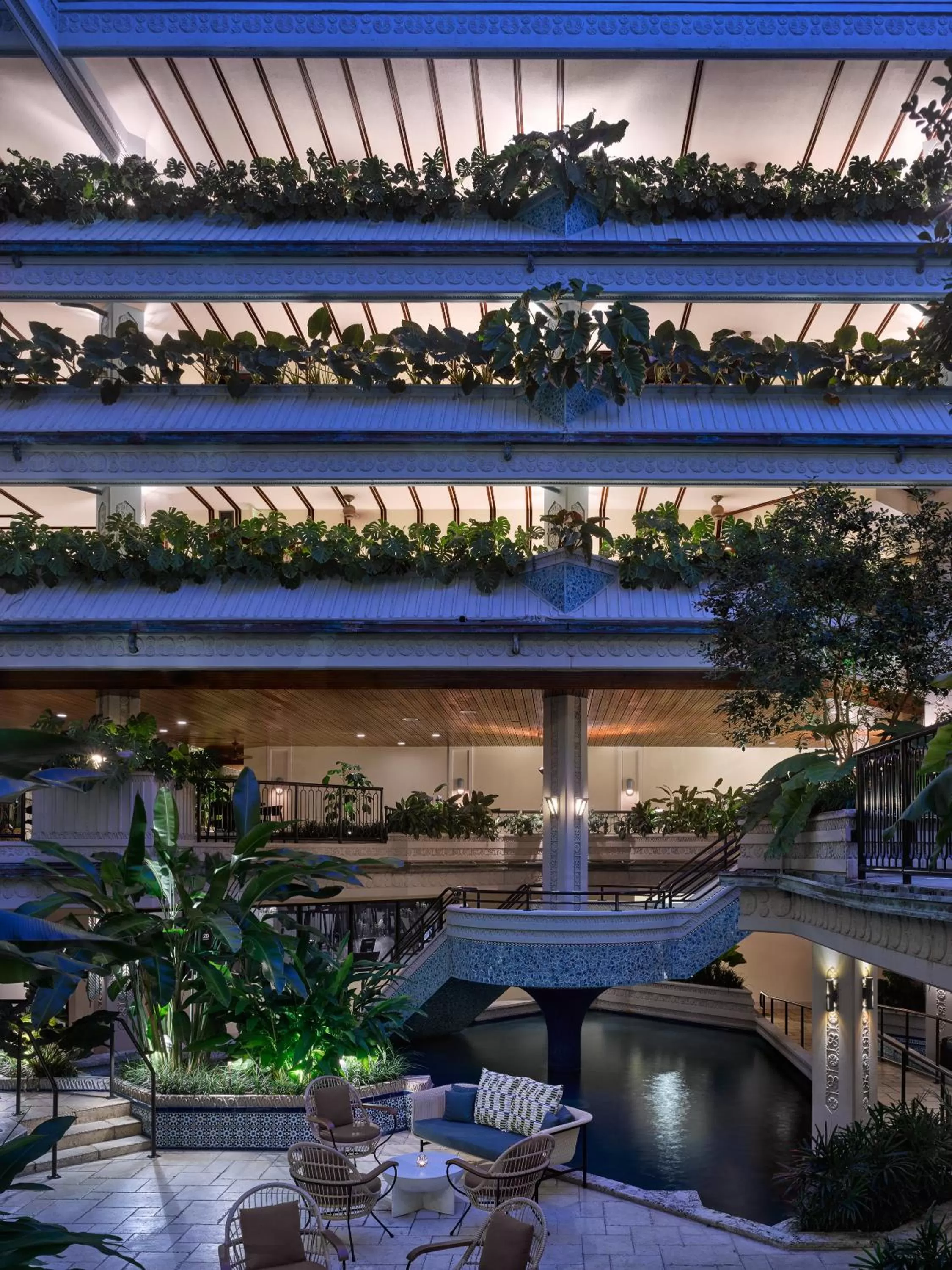 Inner courtyard view in Mayfair House Hotel & Garden