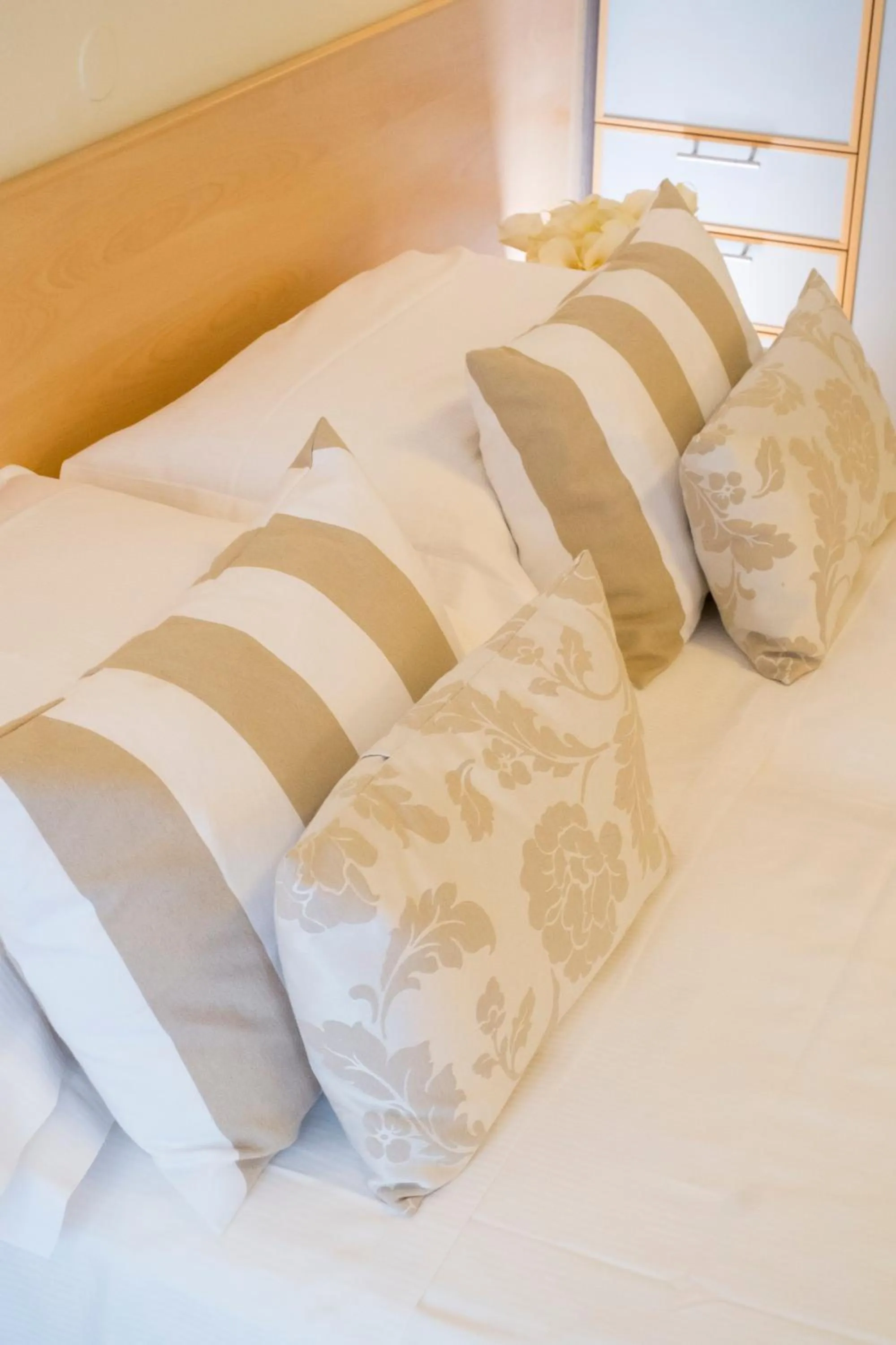 Bedroom, Bed in Hotel Mon Cheri