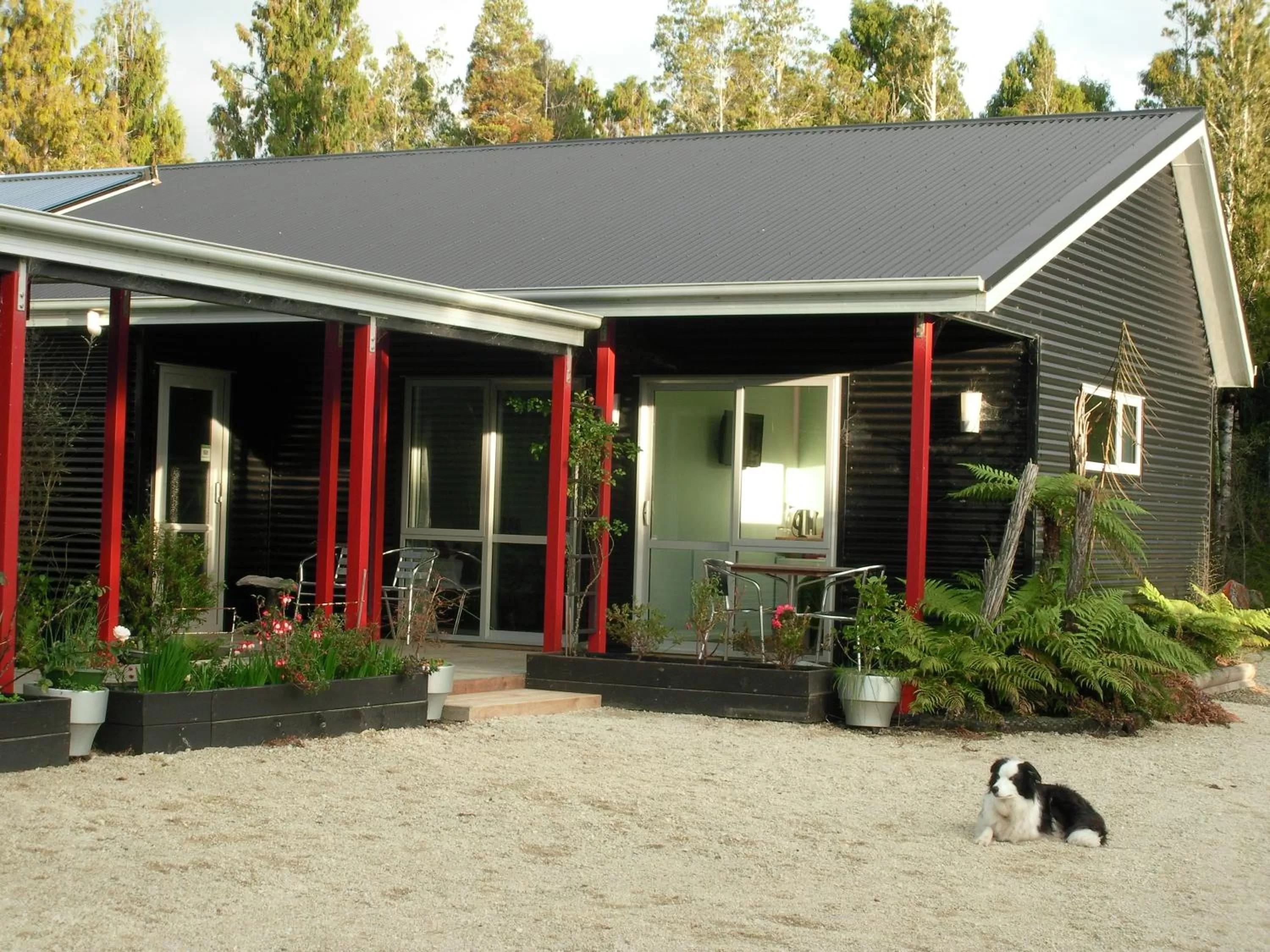 Property building in Mahinapua Retreat B&B