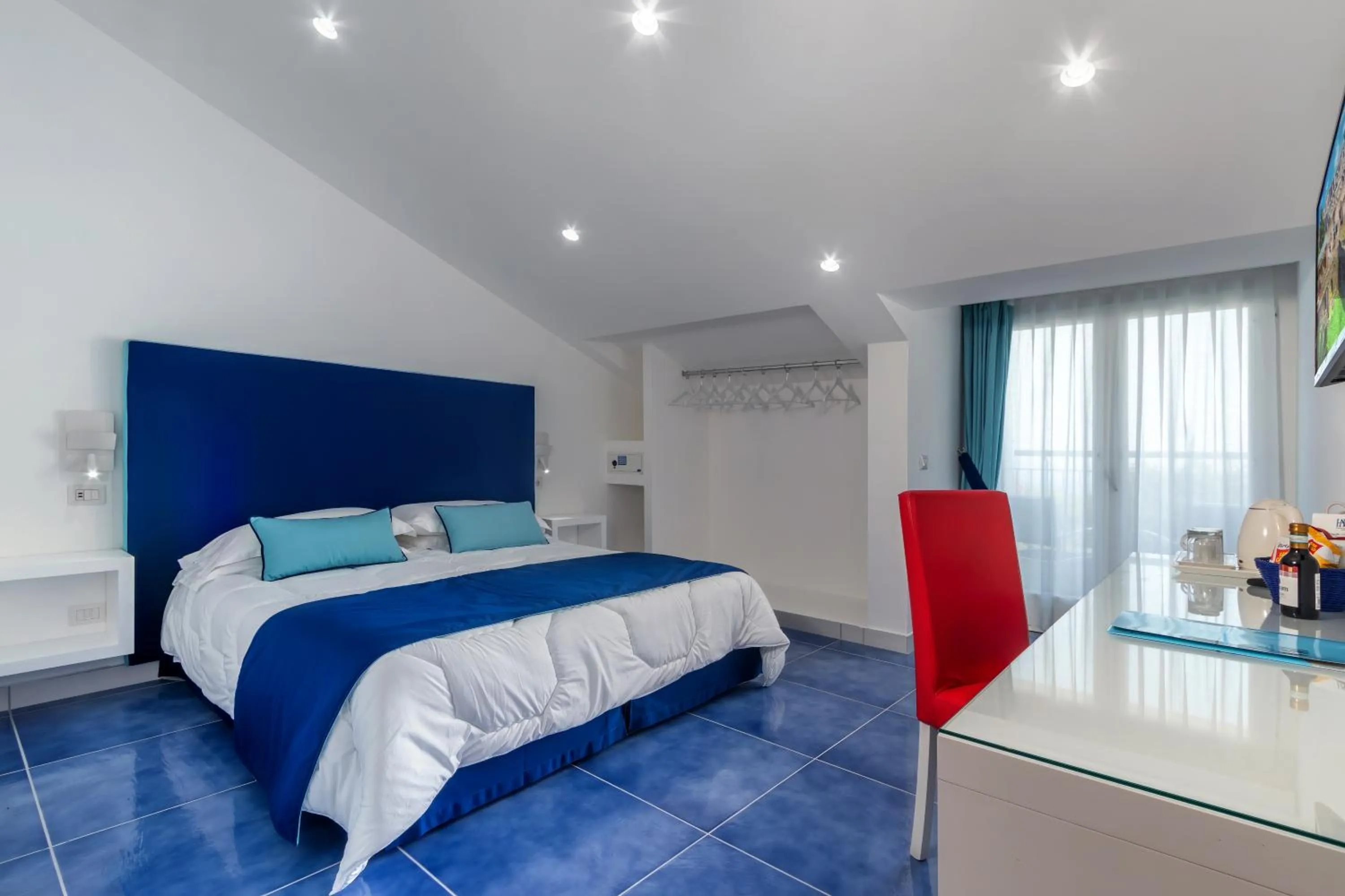 Bed in Hotel Metropole