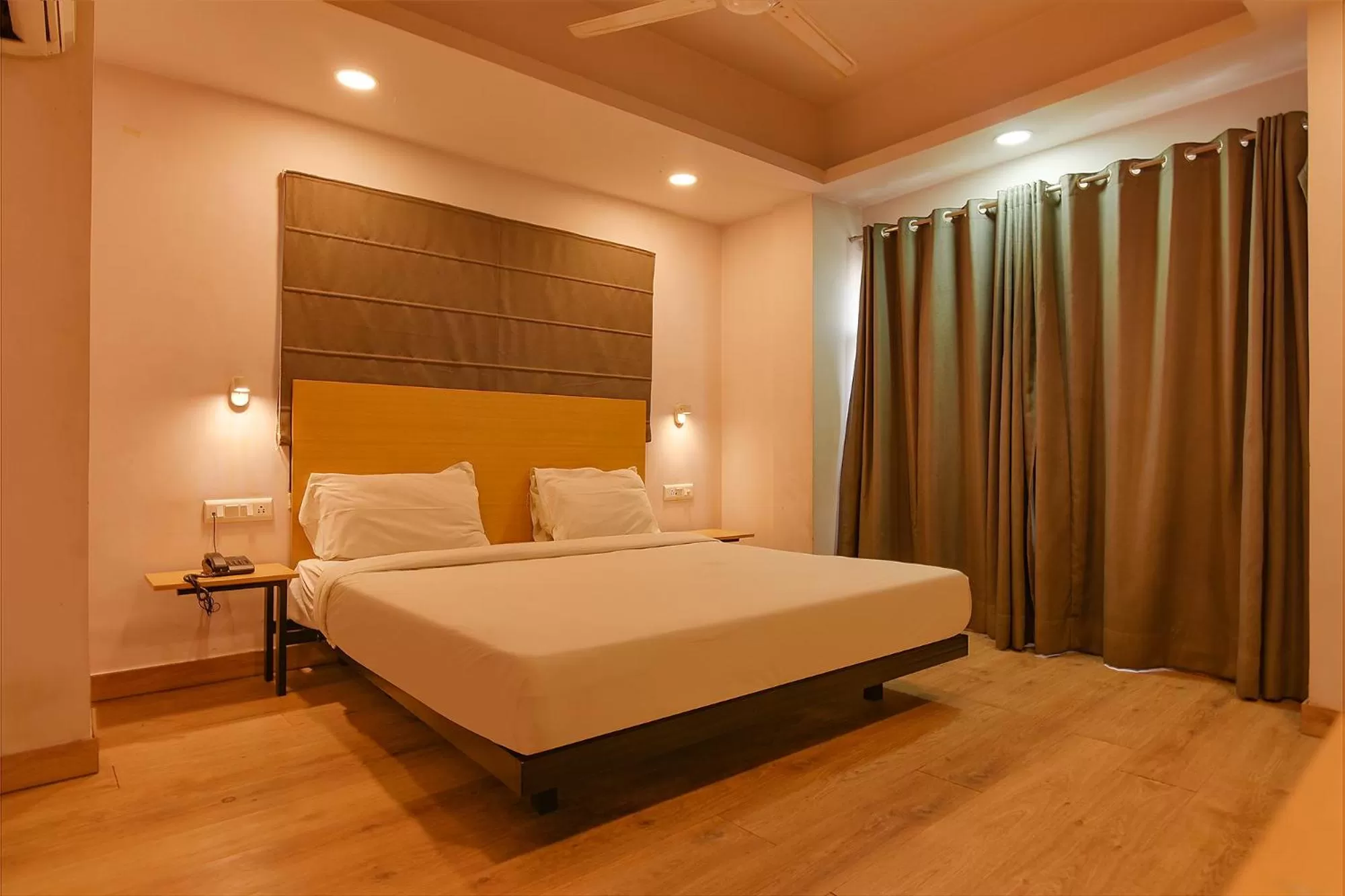 Bedroom, Bed in FabHotel Suncitel Dum Dum Airport