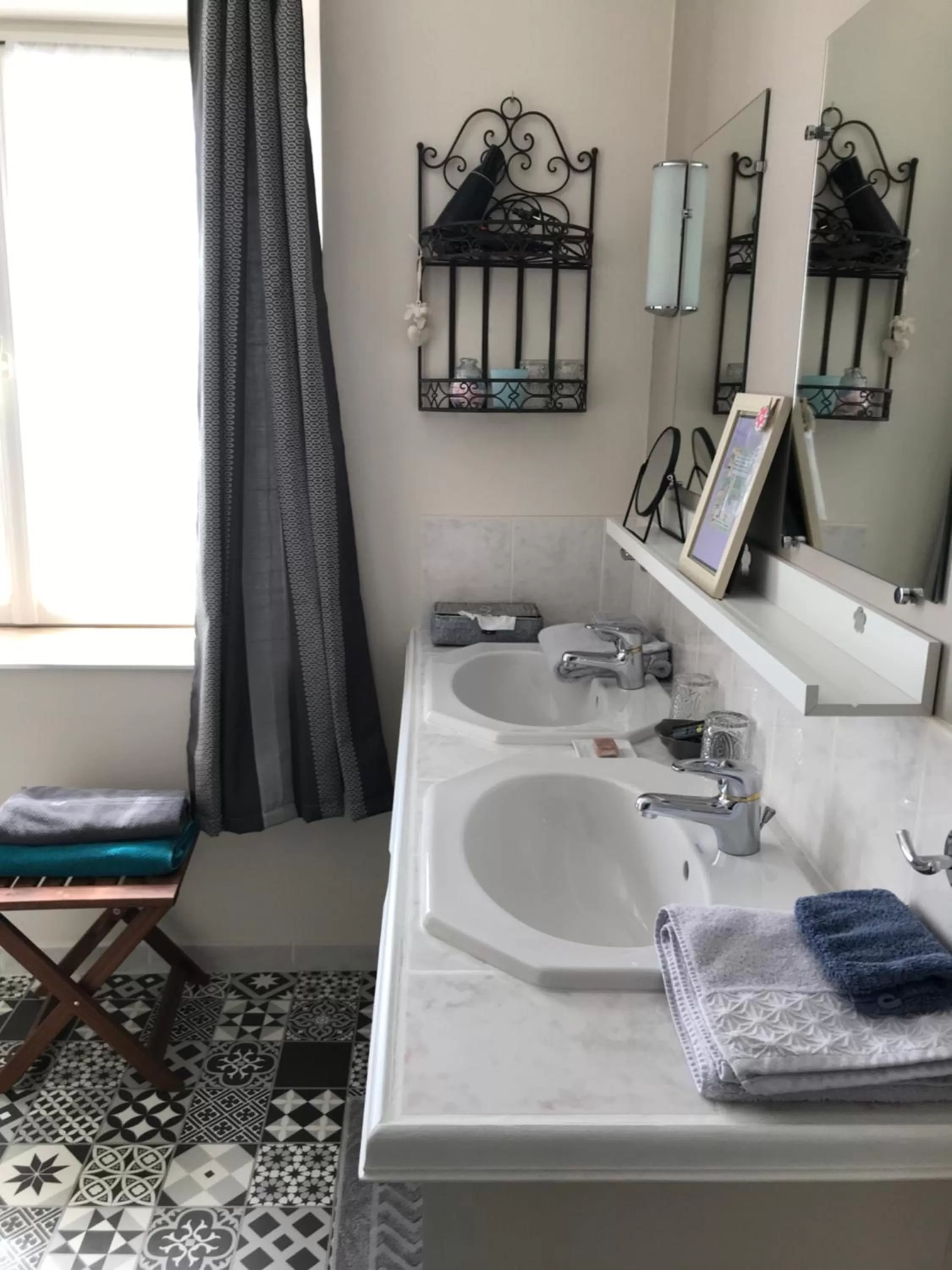 Shower, Bathroom in La Boisnière