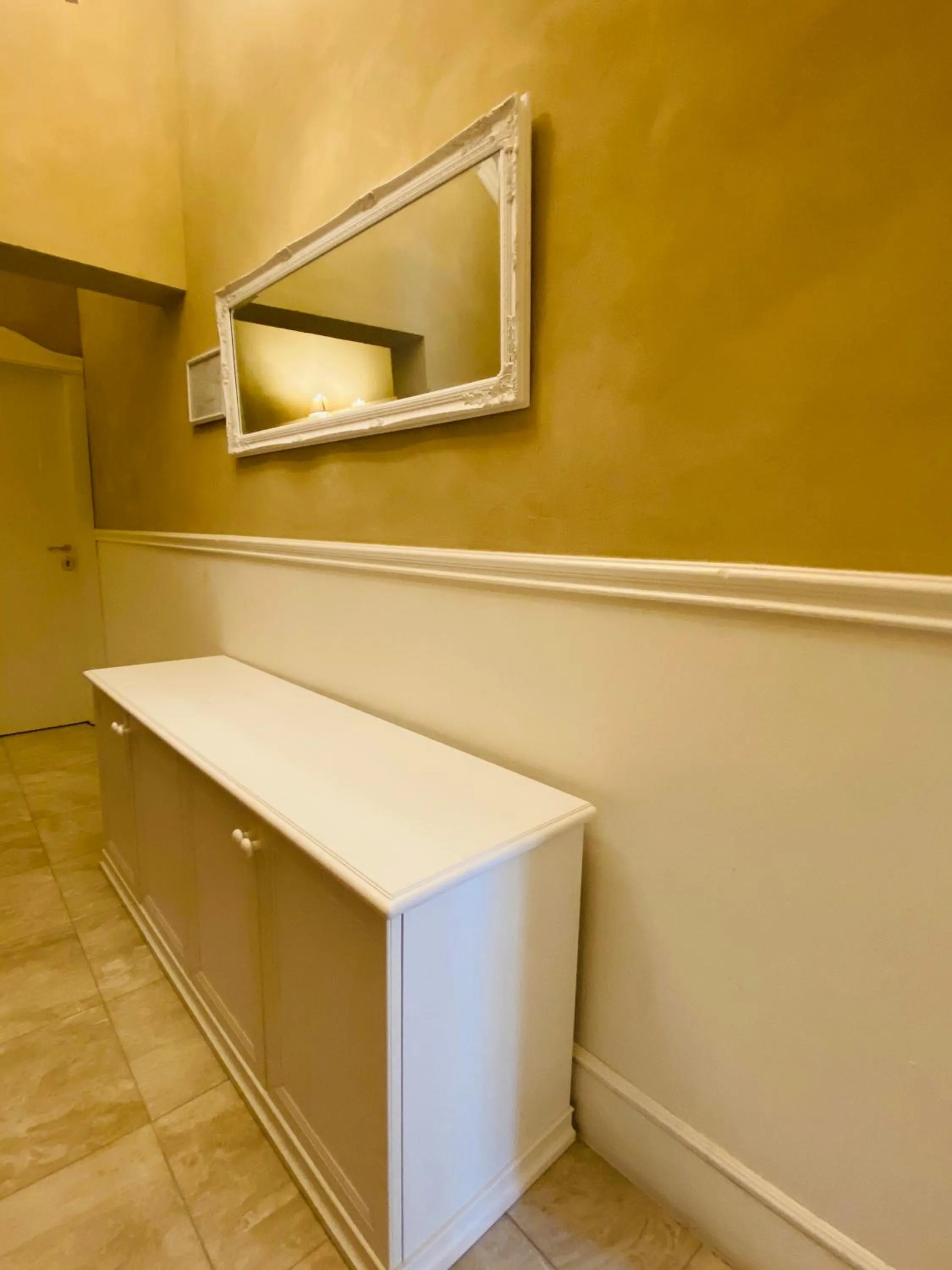 Patio in Boutique Hotel Calais Milano