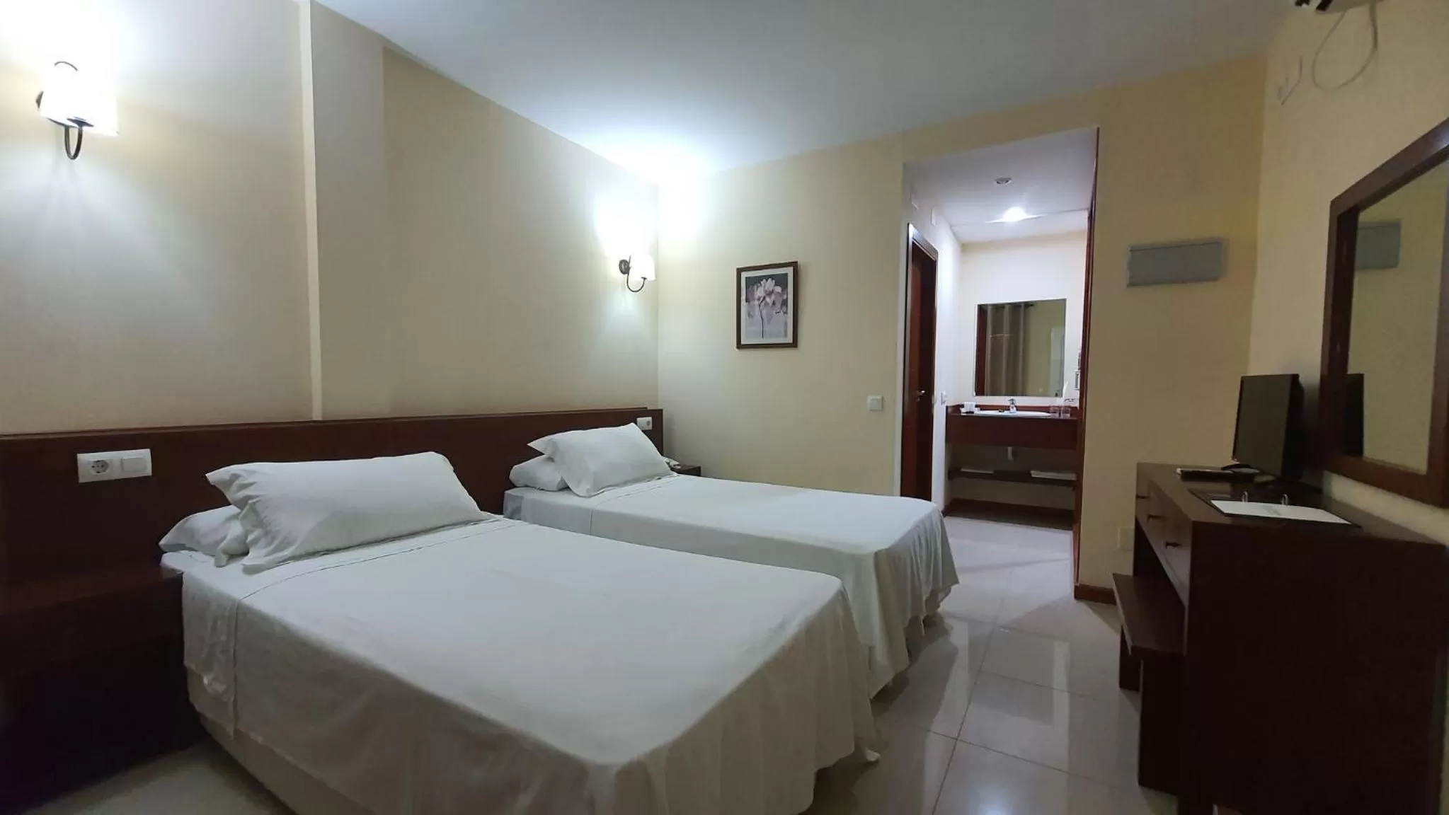 Bed in Sun Galicia Hotel y Apartamentos