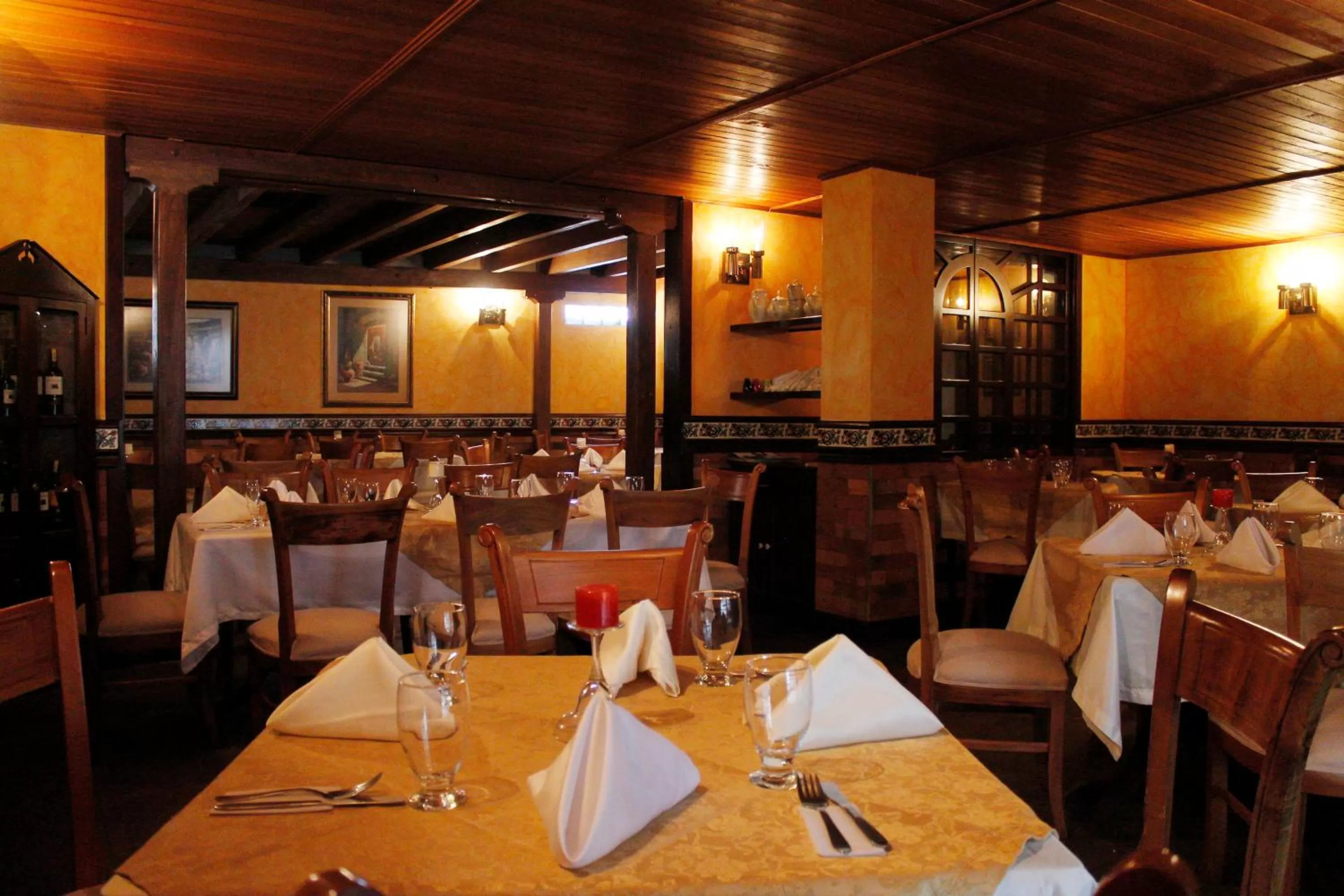 Restaurant/places to eat in Hotel Principe