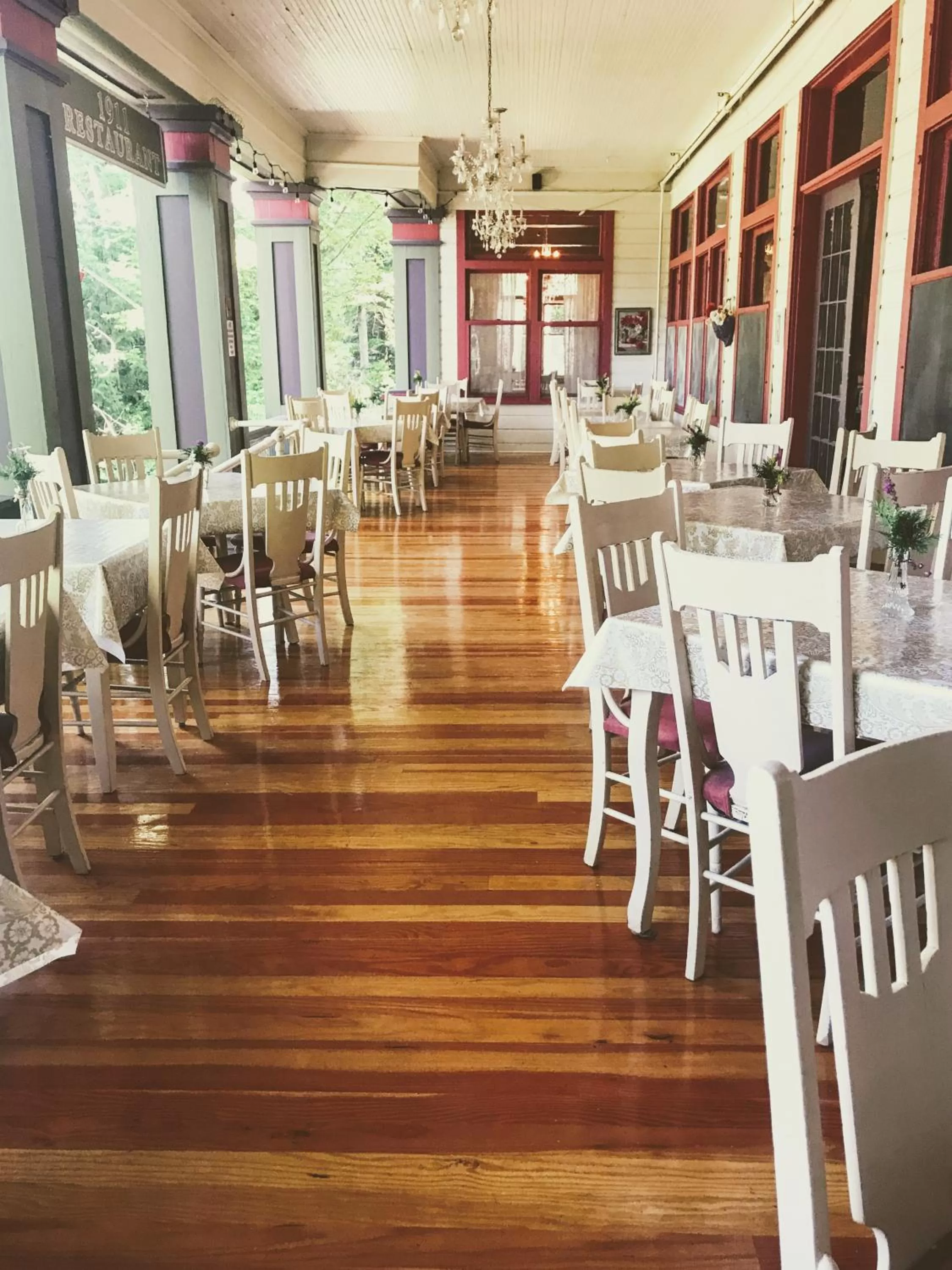 Balcony/Terrace in Terrace Inn and 1911 Restaurant