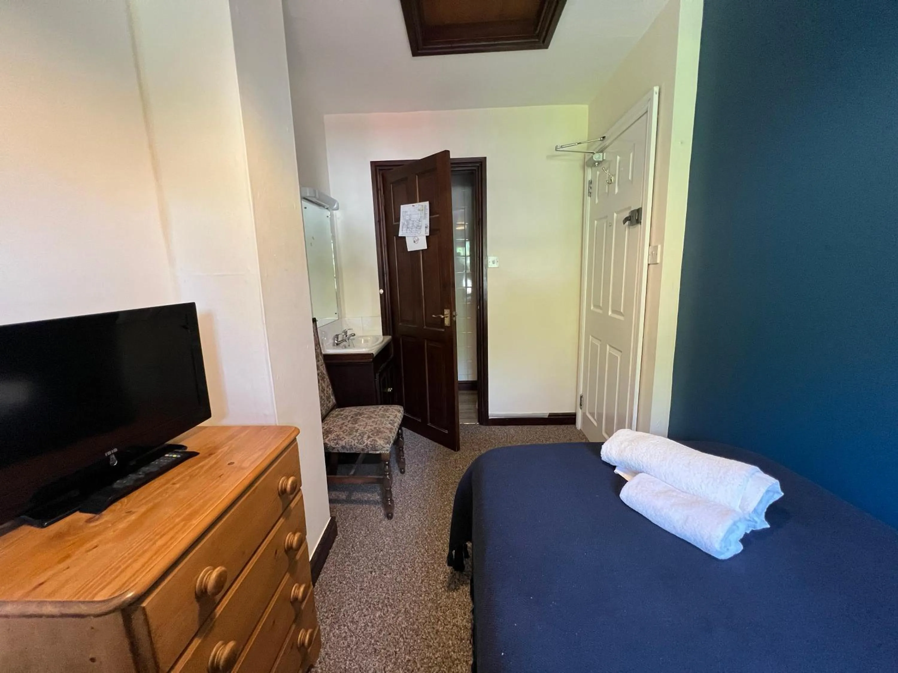 Bed in Georgian House Hotel