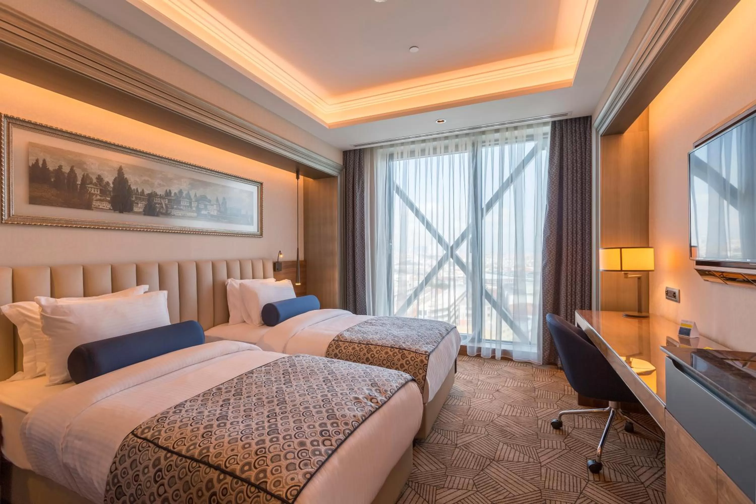 Bed in Golden Tulip Istanbul Bayrampasa