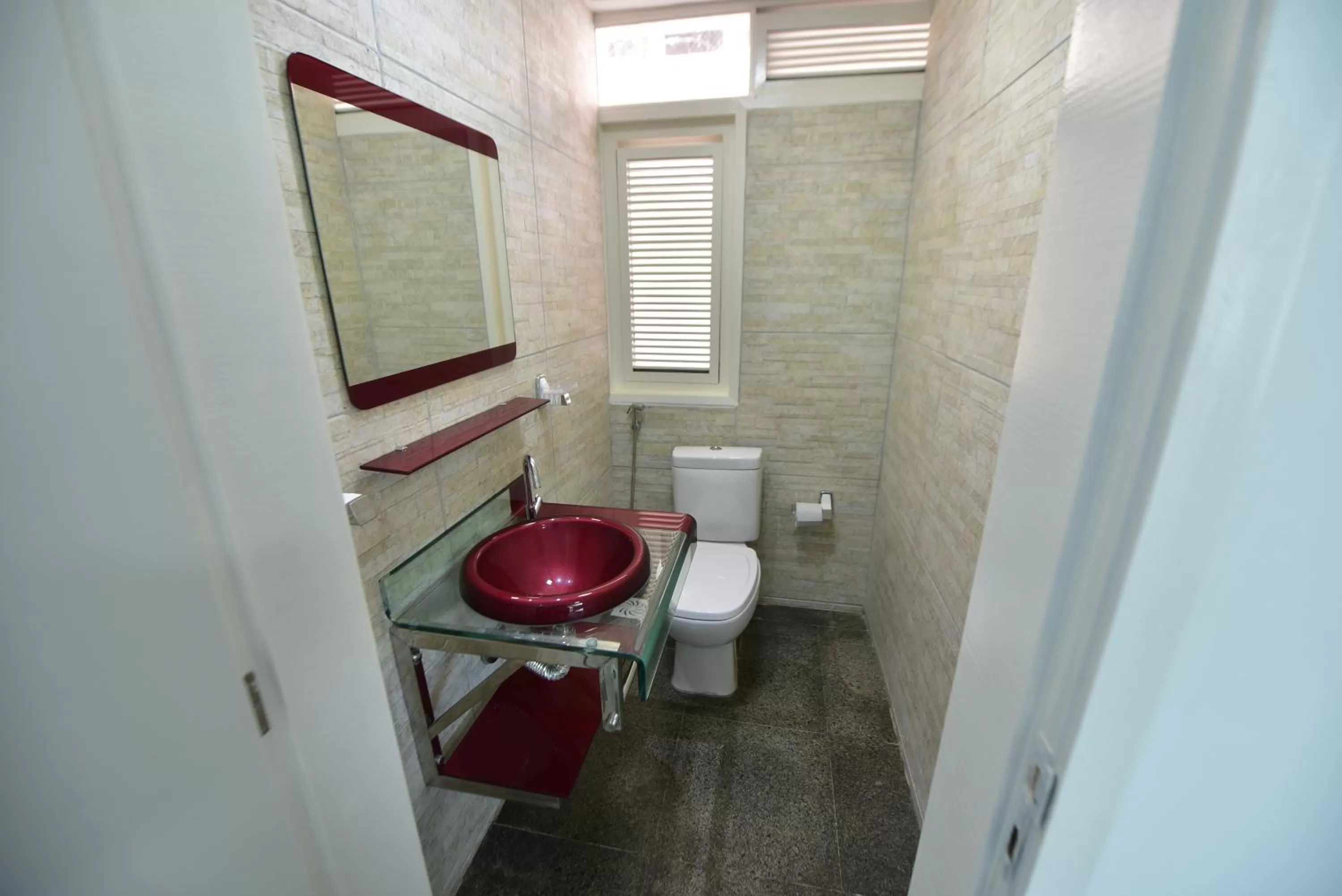 Bathroom in LIVE IN FORTALEZA HOTEL