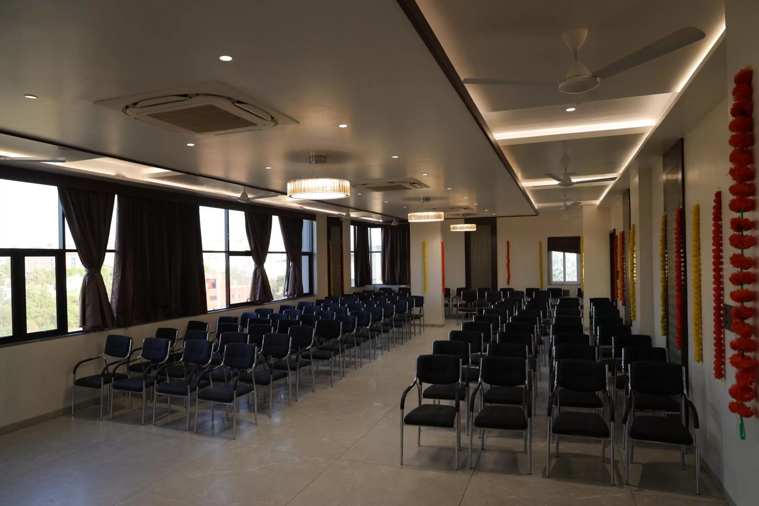 Meeting/conference room in Blisss Hotel Kolhapur