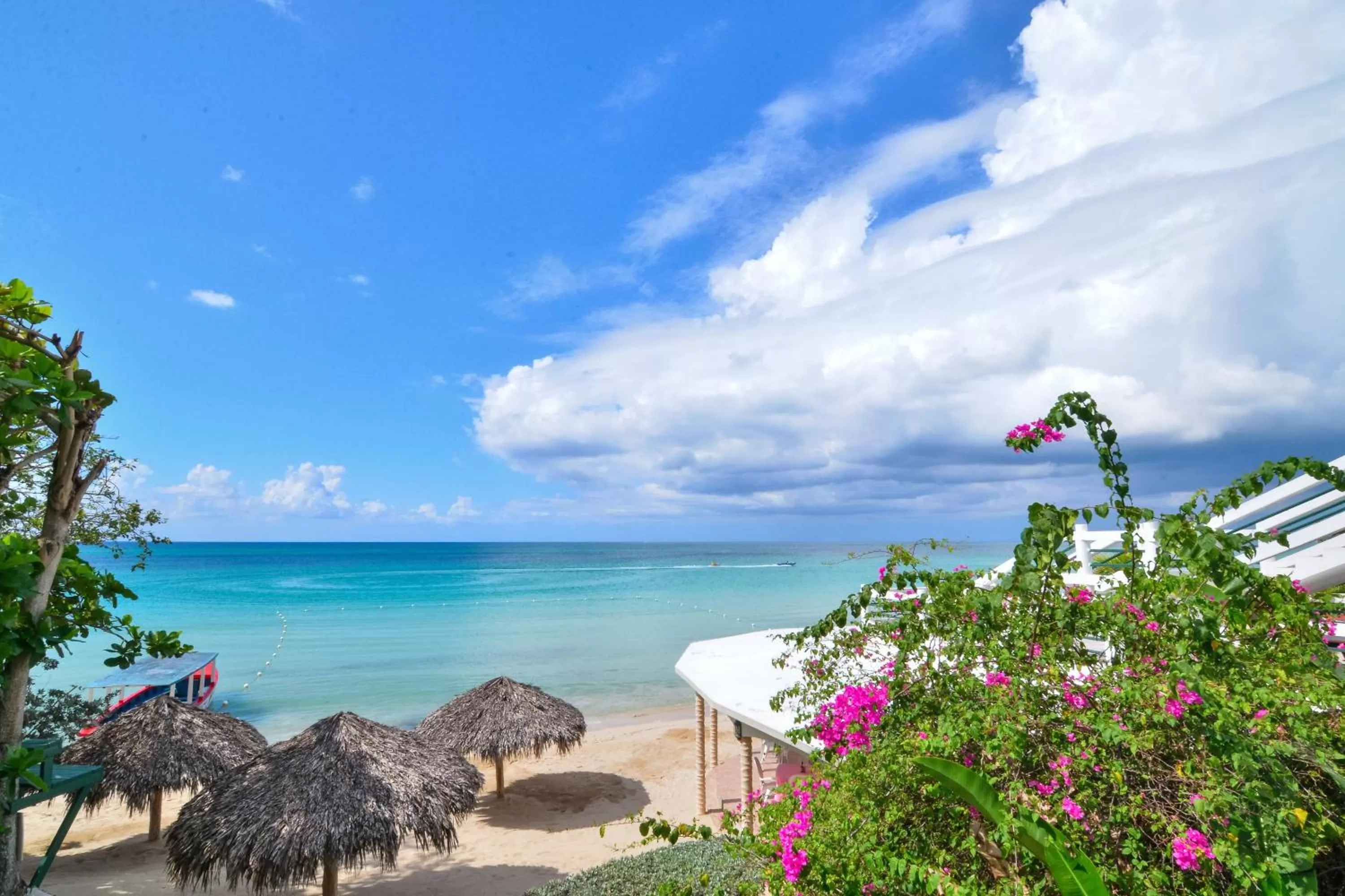 Sea view in Beach House Condos, Negril