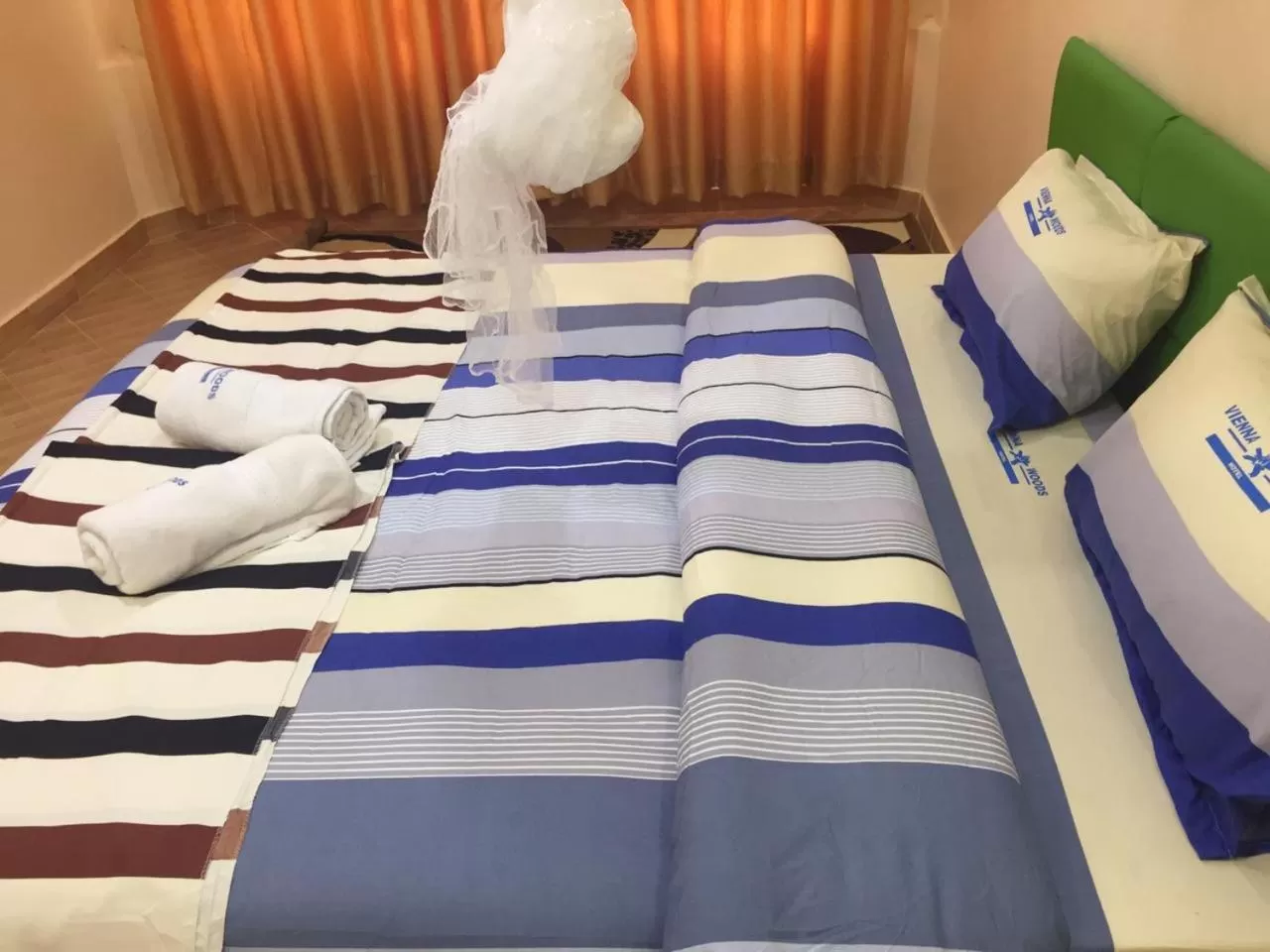 Bed in Vienna Woods Hotel Nakuru