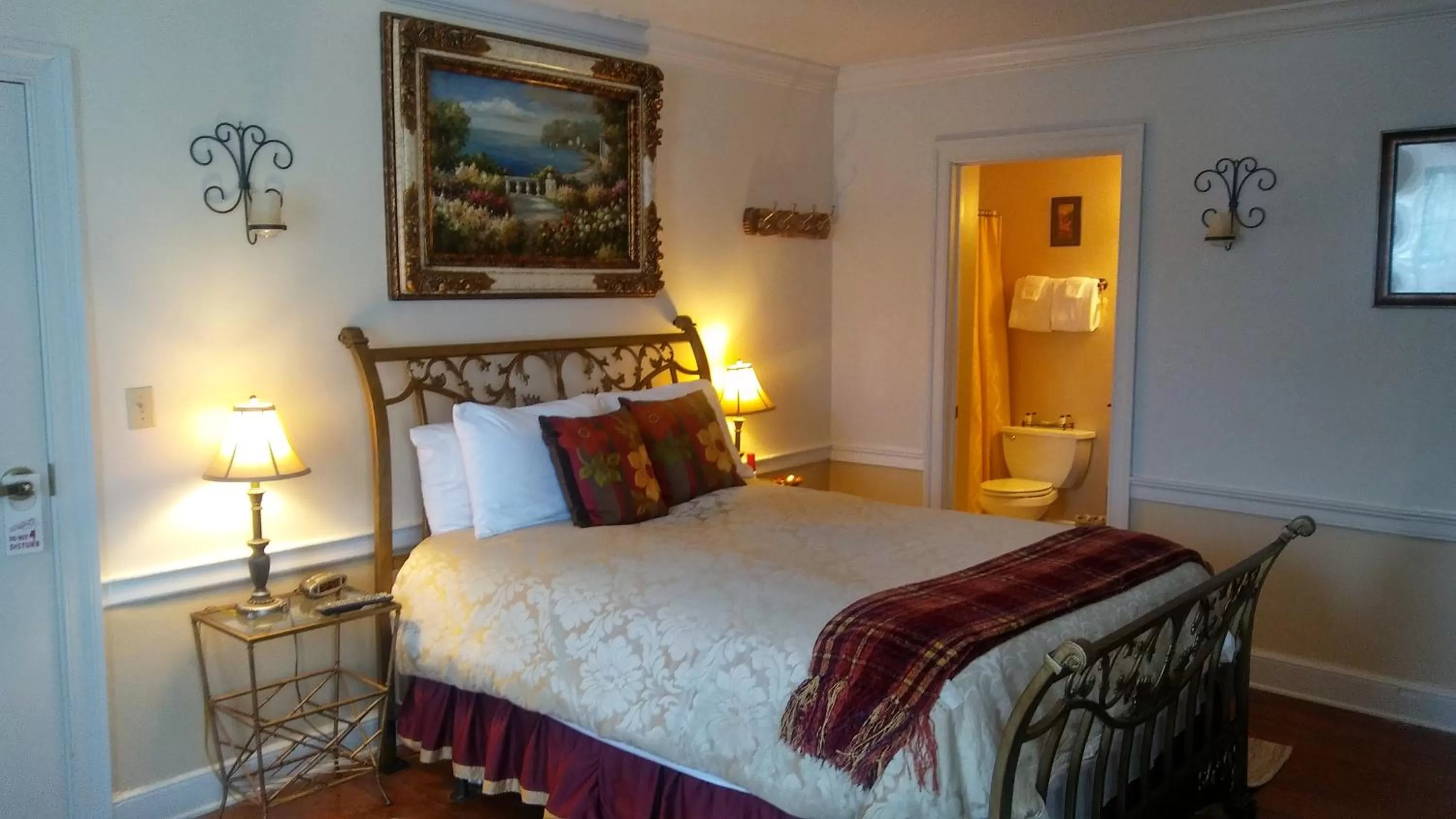 Bed in Old Brick Inn