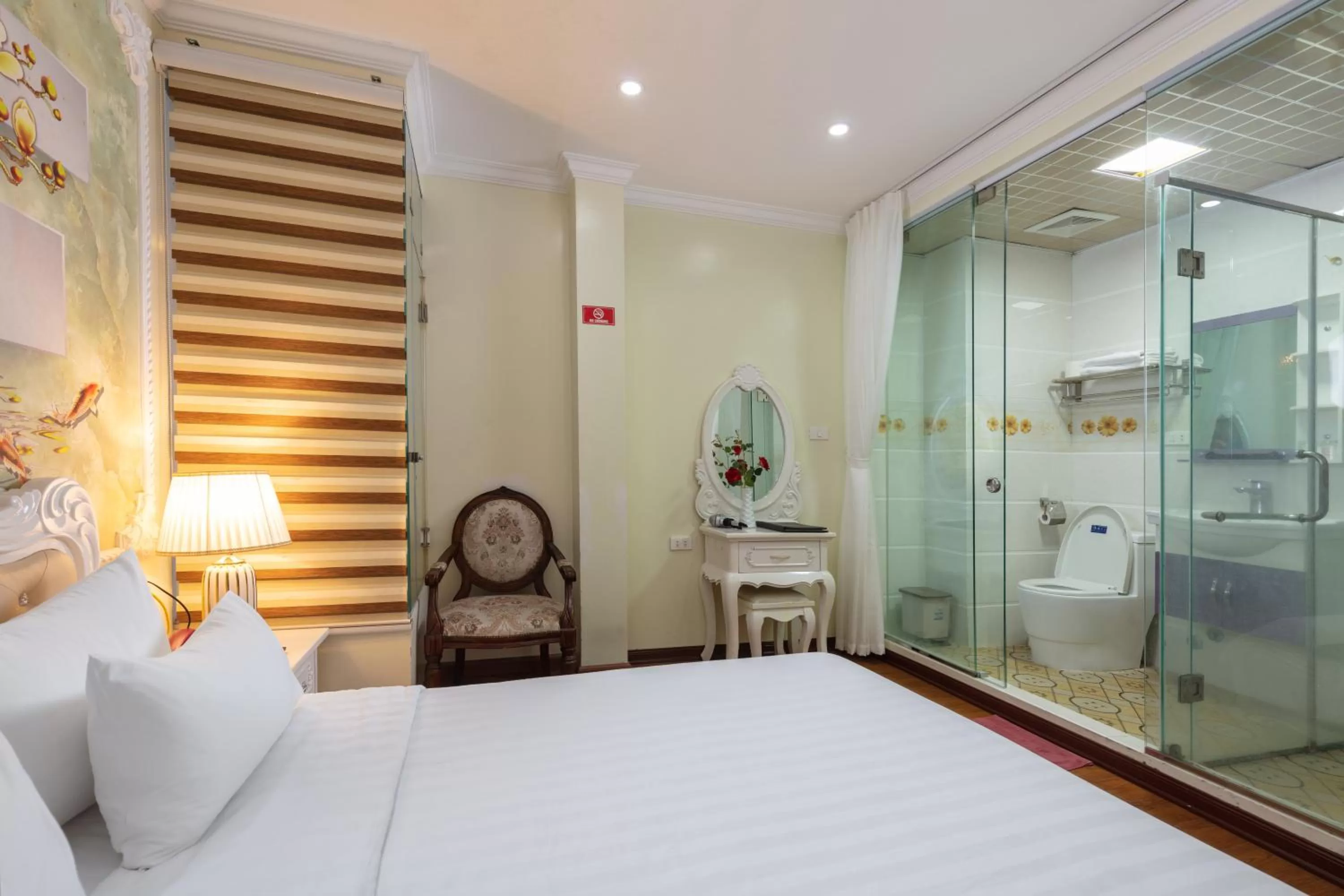 Bed in My Moon Hotel Hanoi