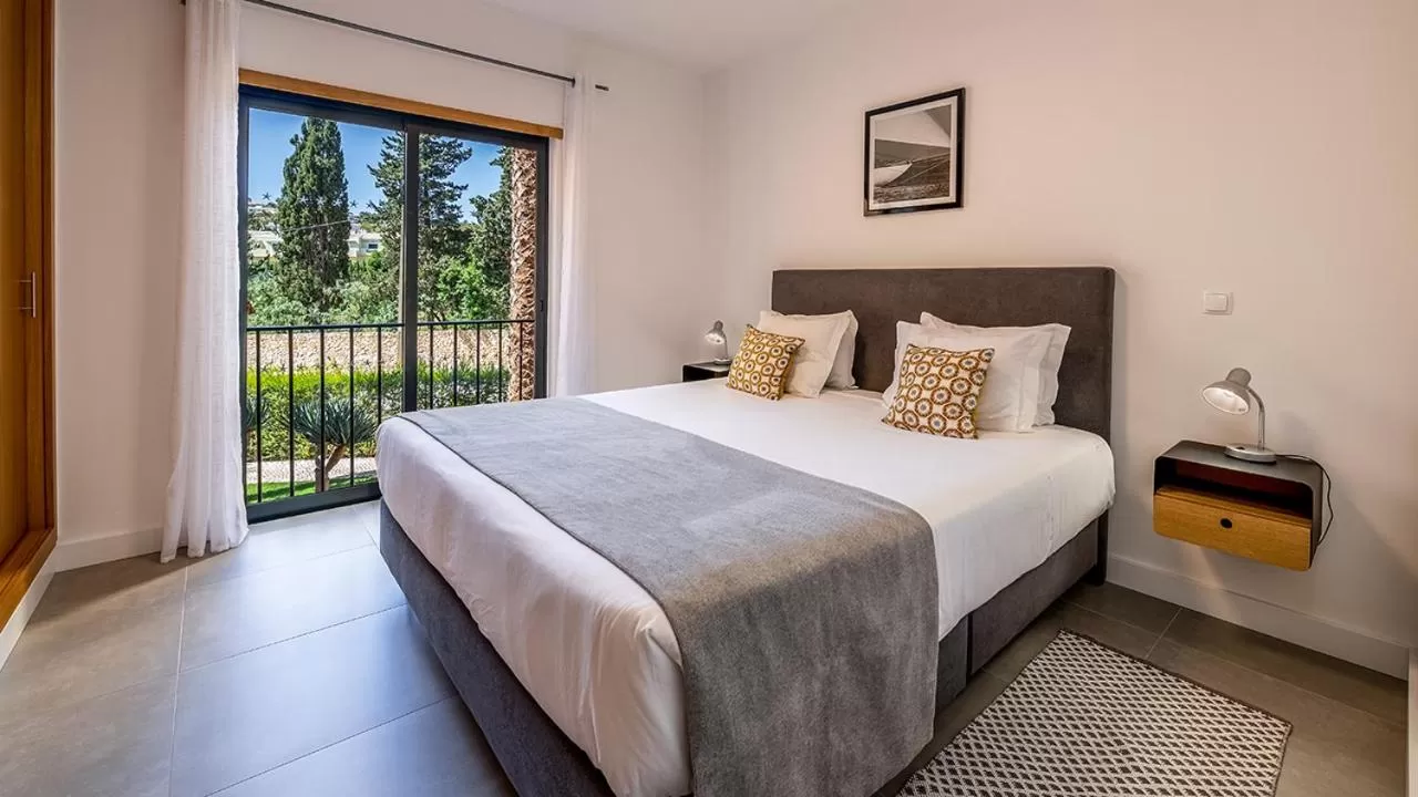 Bedroom, Bed in Estrela da Luz Resort