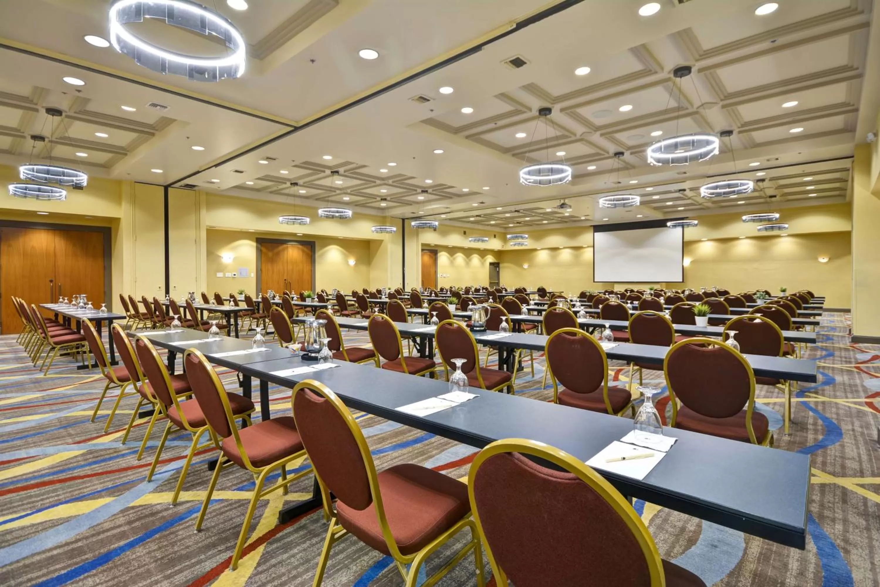 Meeting/conference room in DoubleTree by Hilton Phoenix North