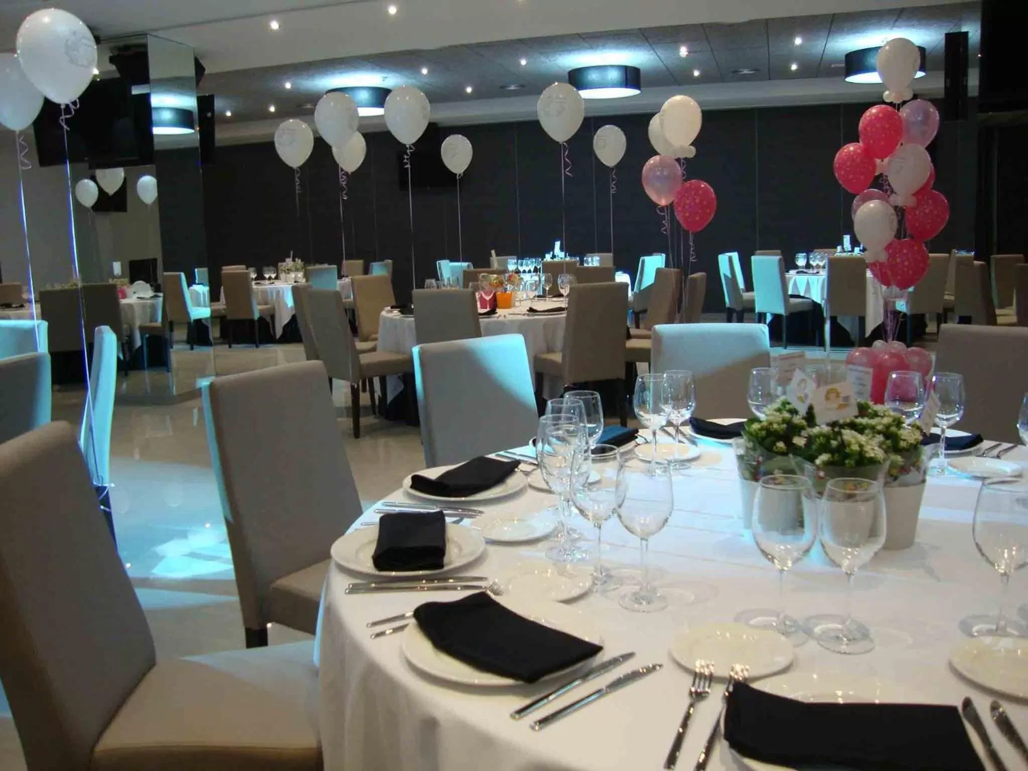 Restaurant/places to eat in Dña Monse Hotel Spa & Golf