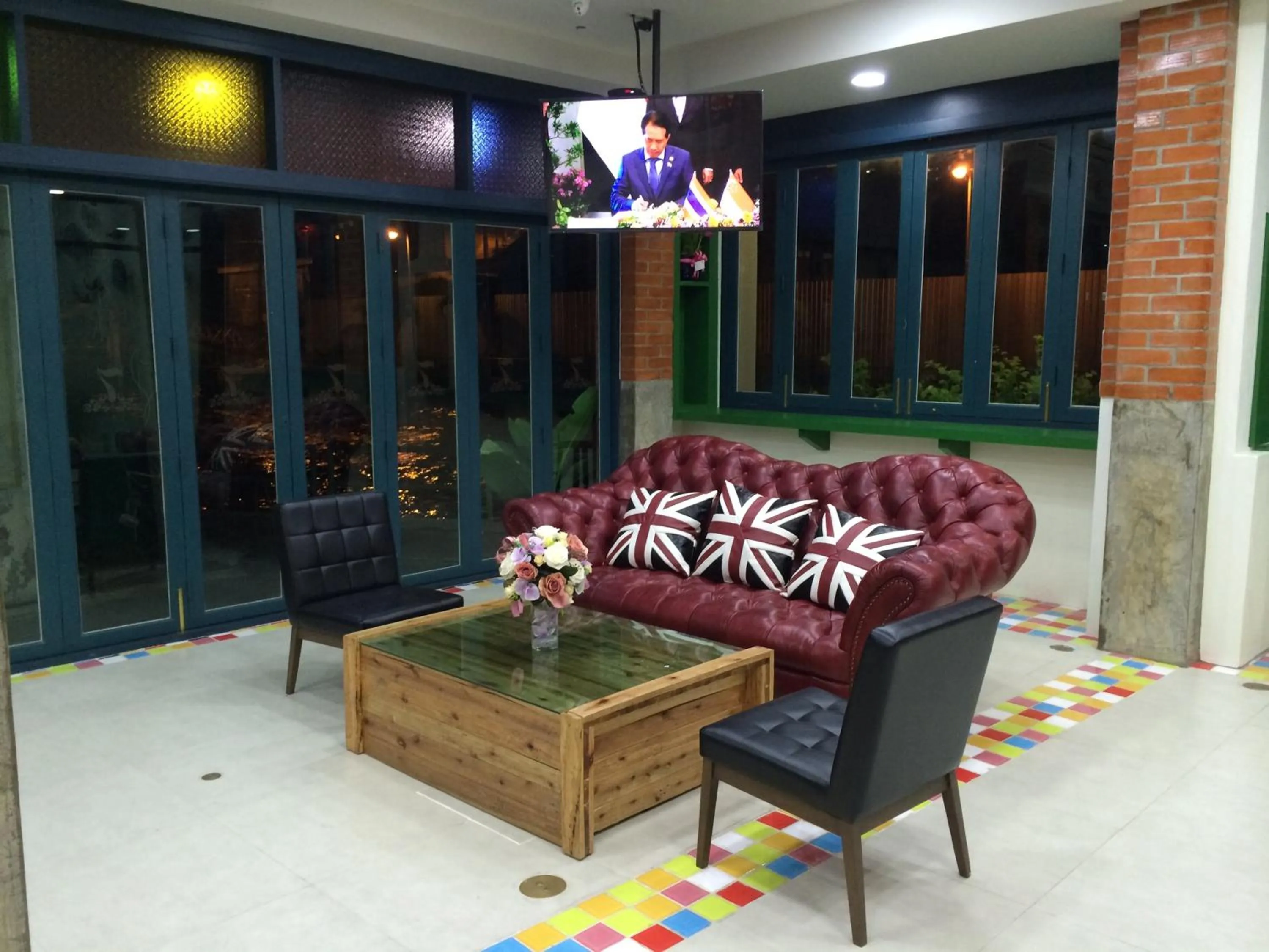 Lobby or reception in The Seven Luck