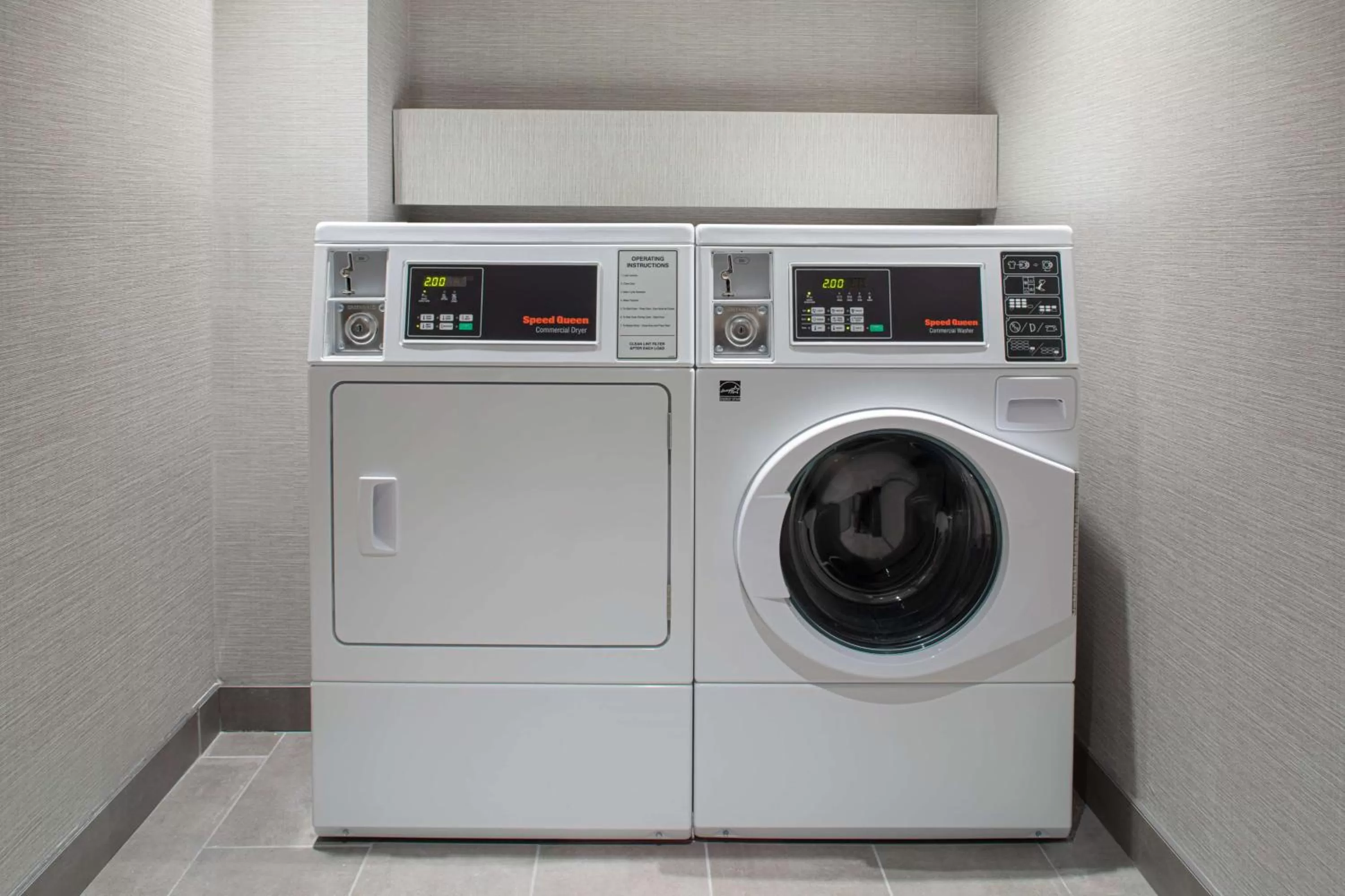 Property building in Hilton Garden Inn Camden Waterfront Philadelphia