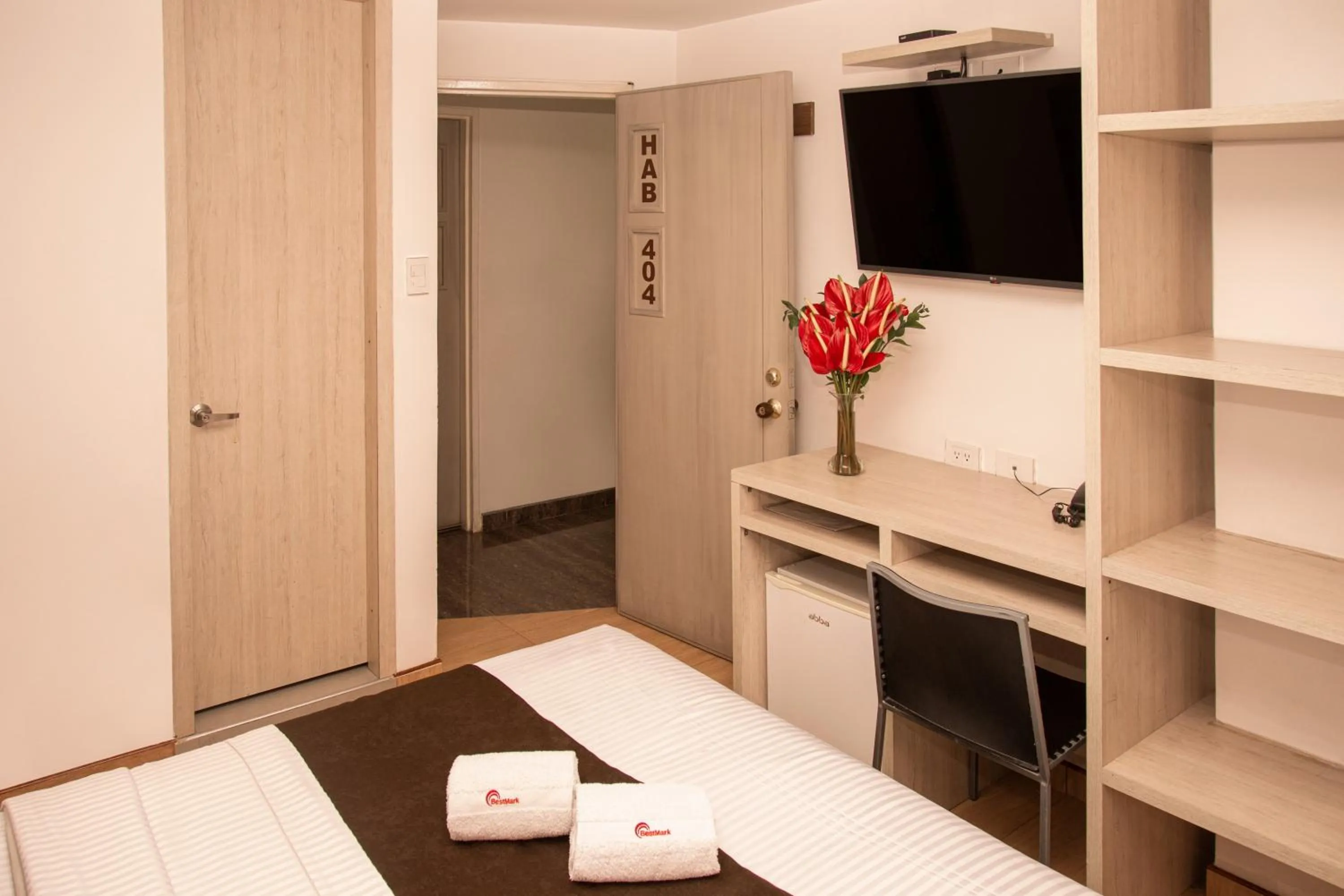 Bed in Hotel Bestmark Platino