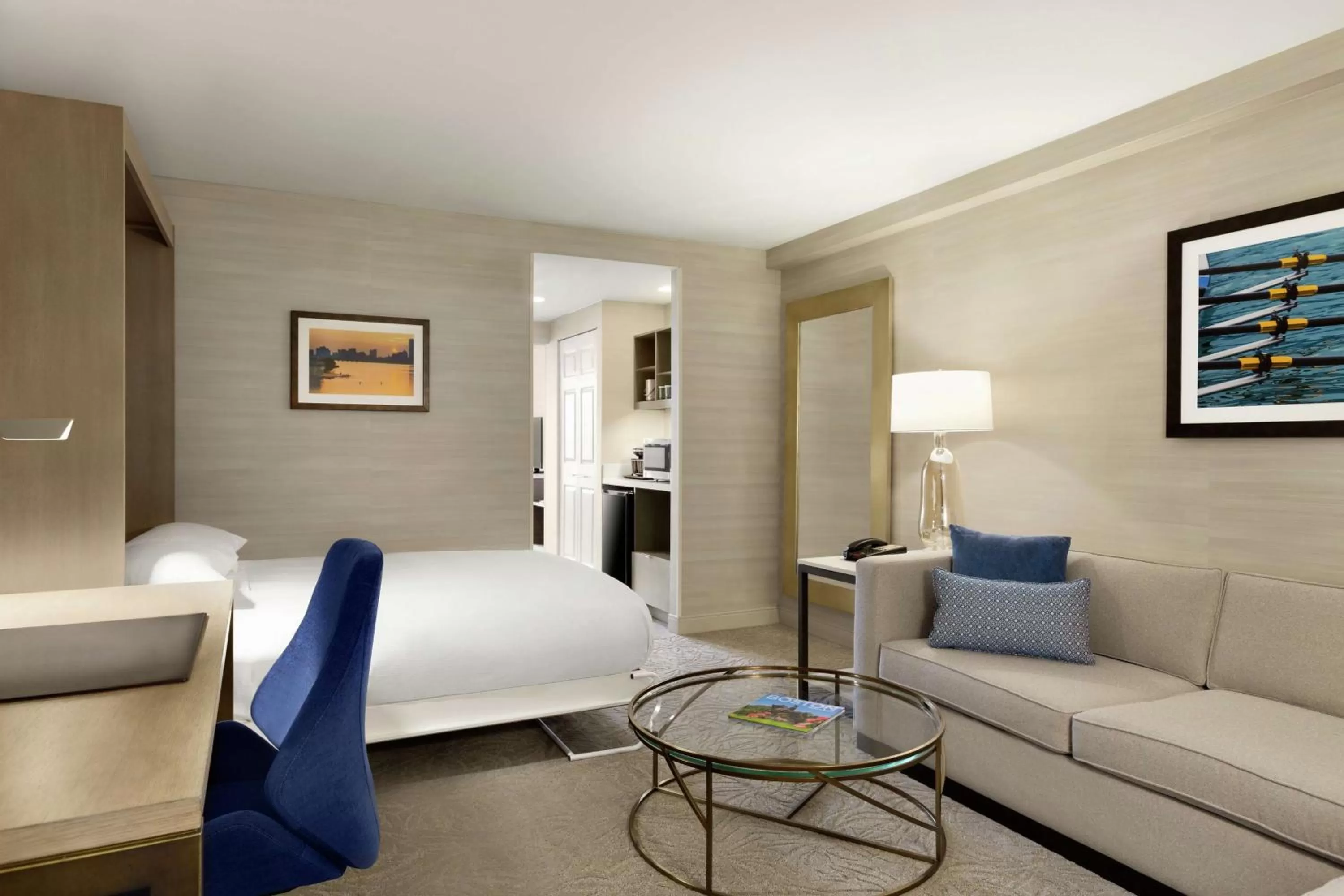 Bedroom, Bed in DoubleTree Suites by Hilton Hotel Boston - Cambridge