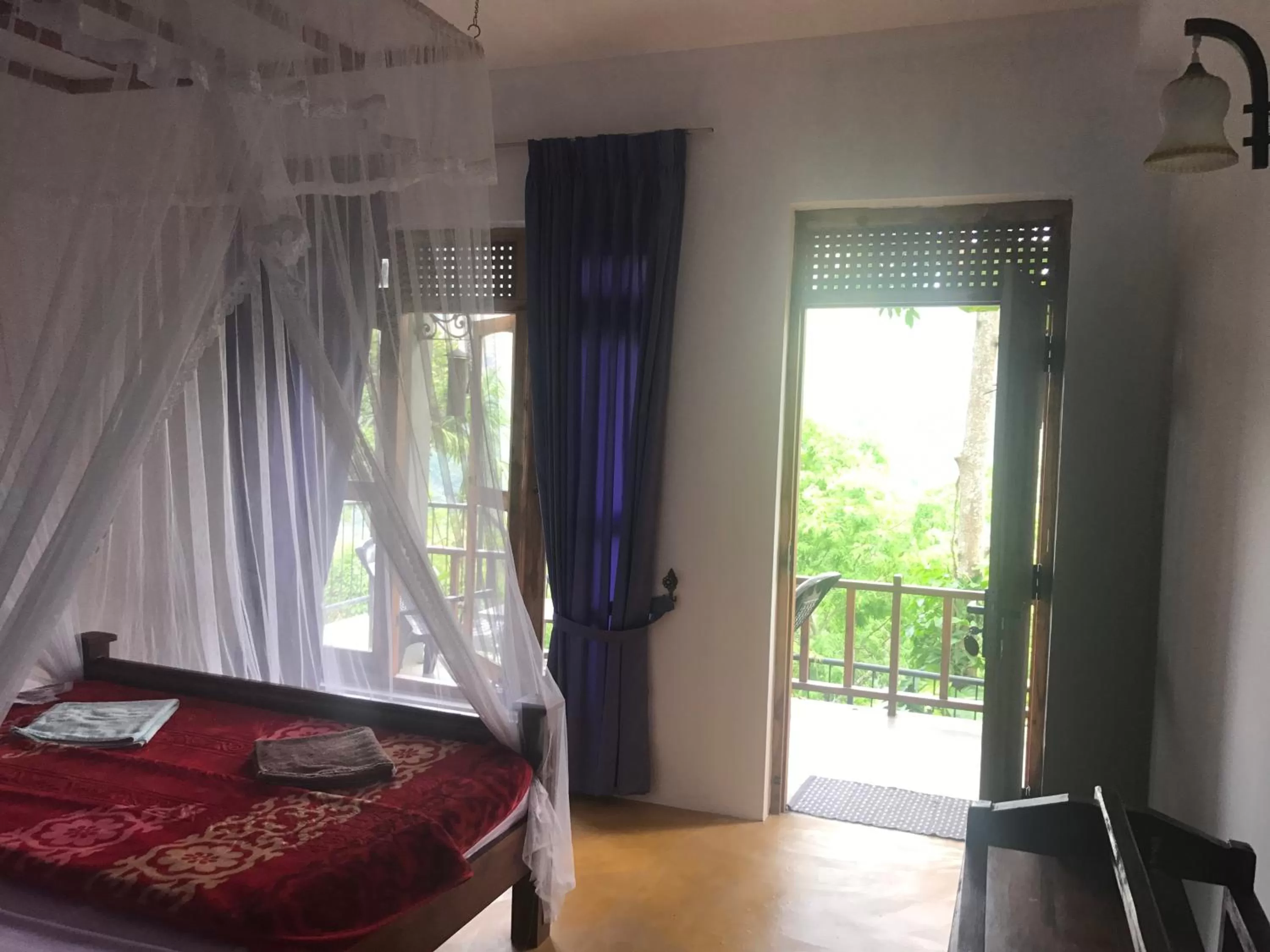 Bedroom, Bed in Raveena Guest House