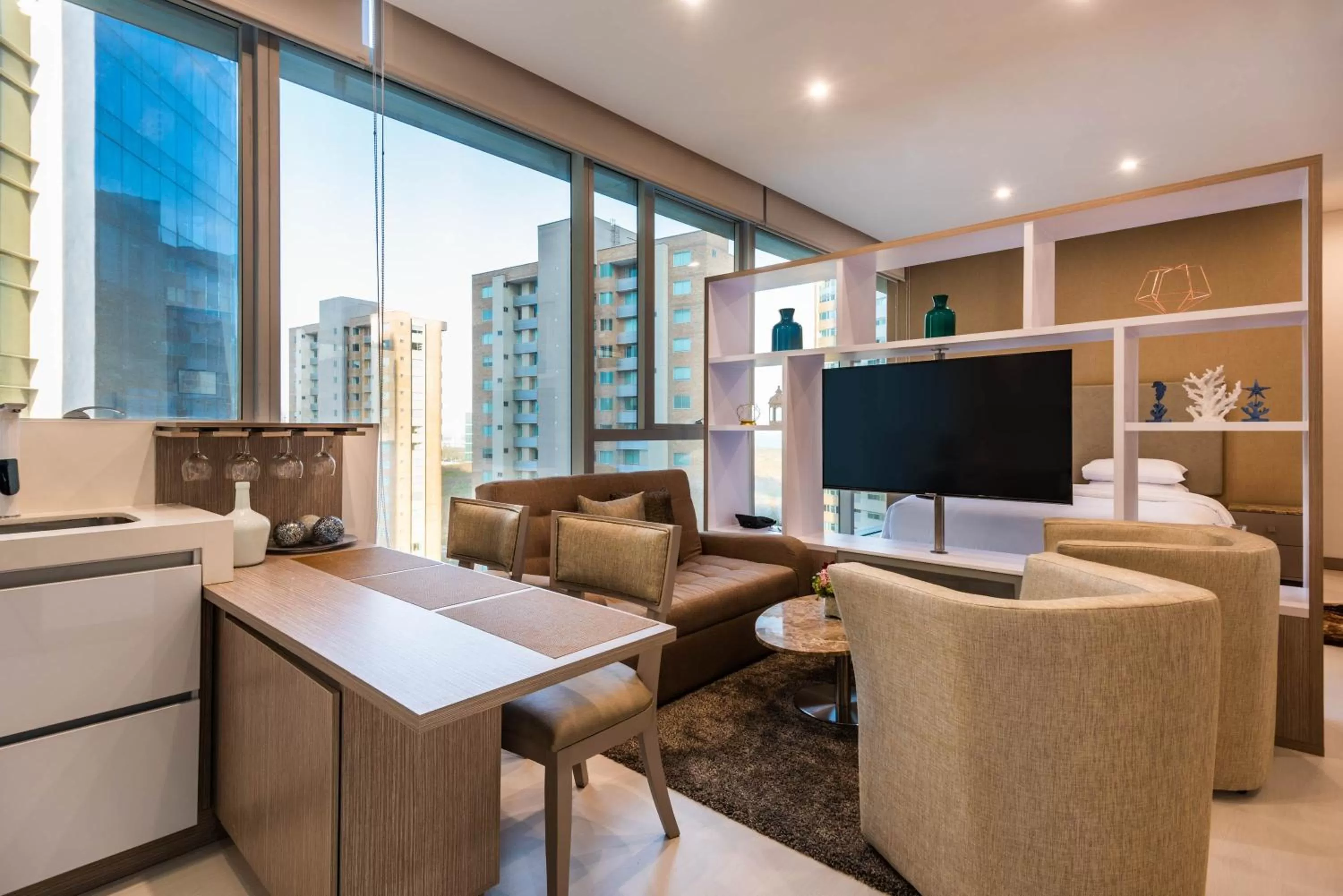 Photo of the whole room in Crowne Plaza Barranquilla by IHG