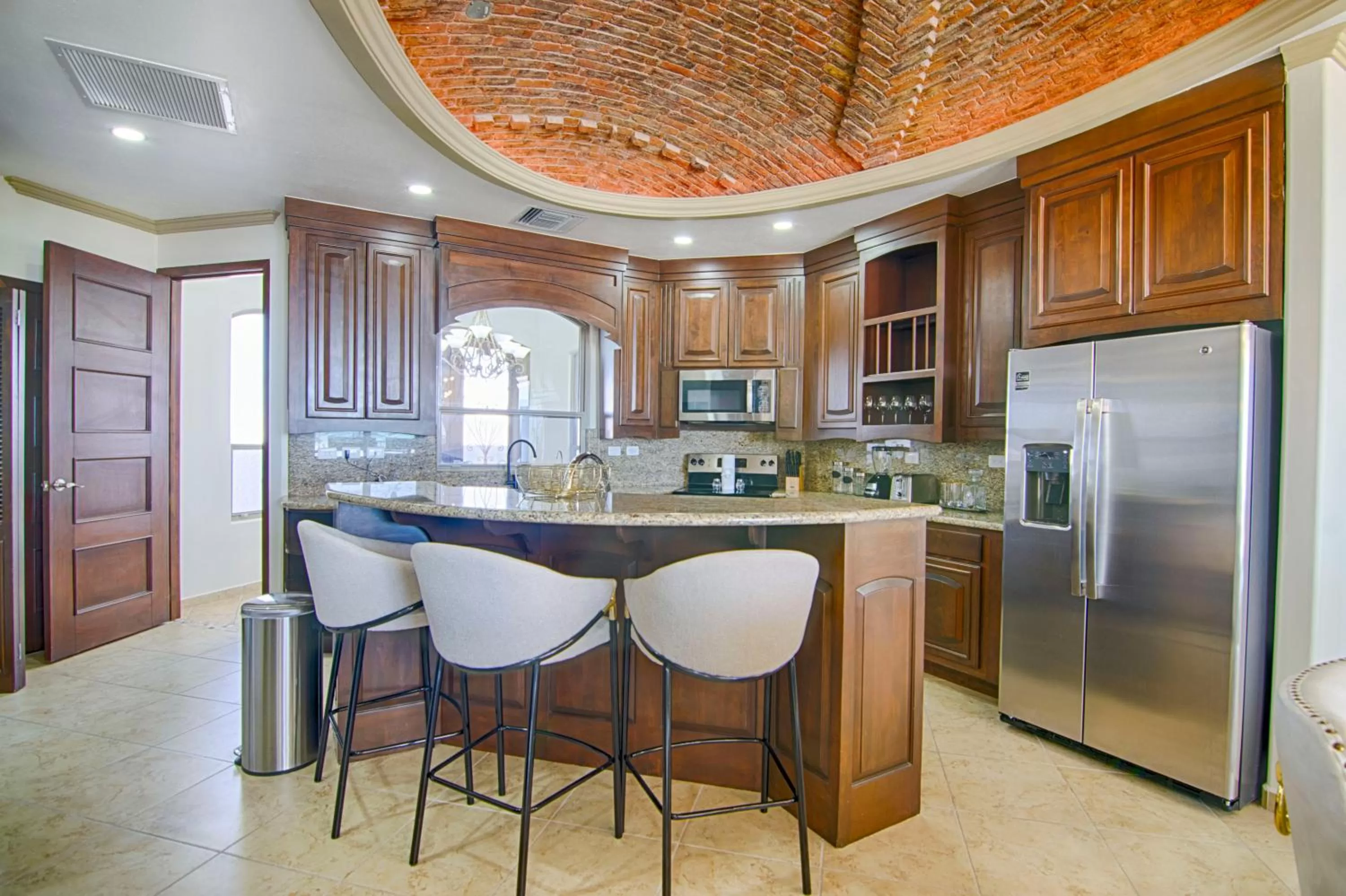 Esmeralda Beach Resort