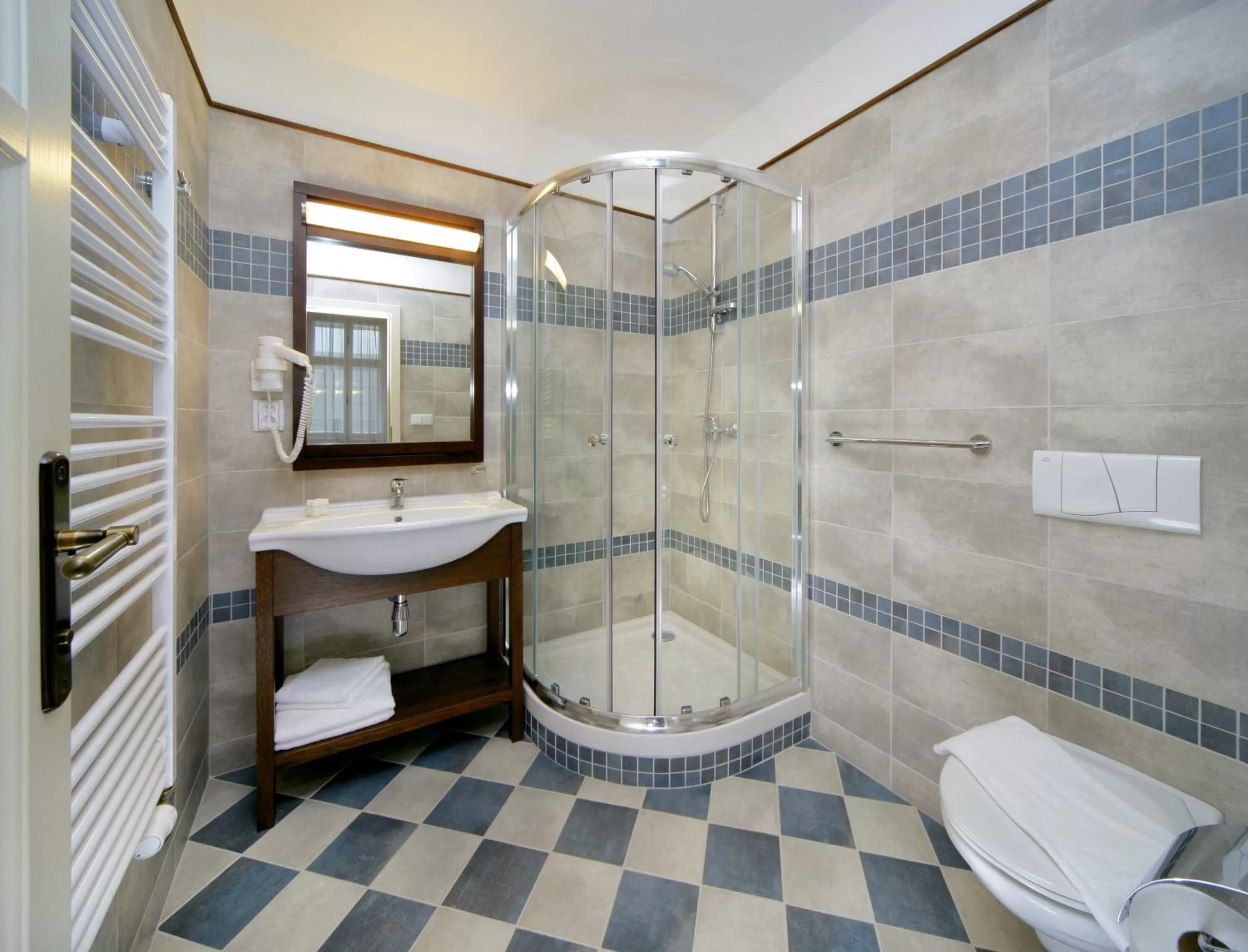 Shower in Hygge Hotel U Zvonu