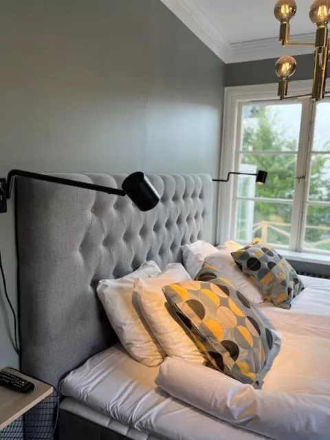 Bed in Hotell Östermalm