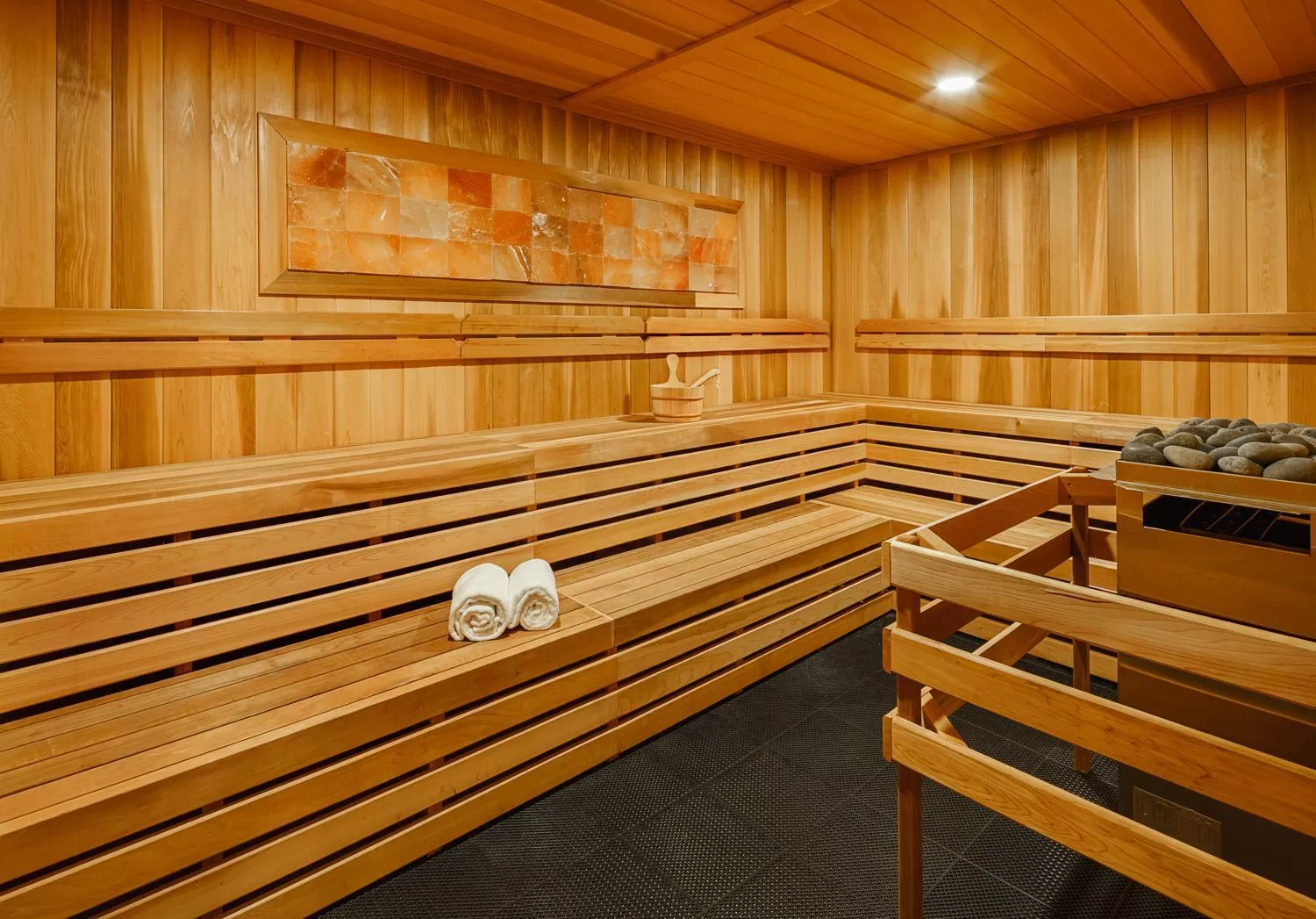 Sauna in Level Chicago - Old Town