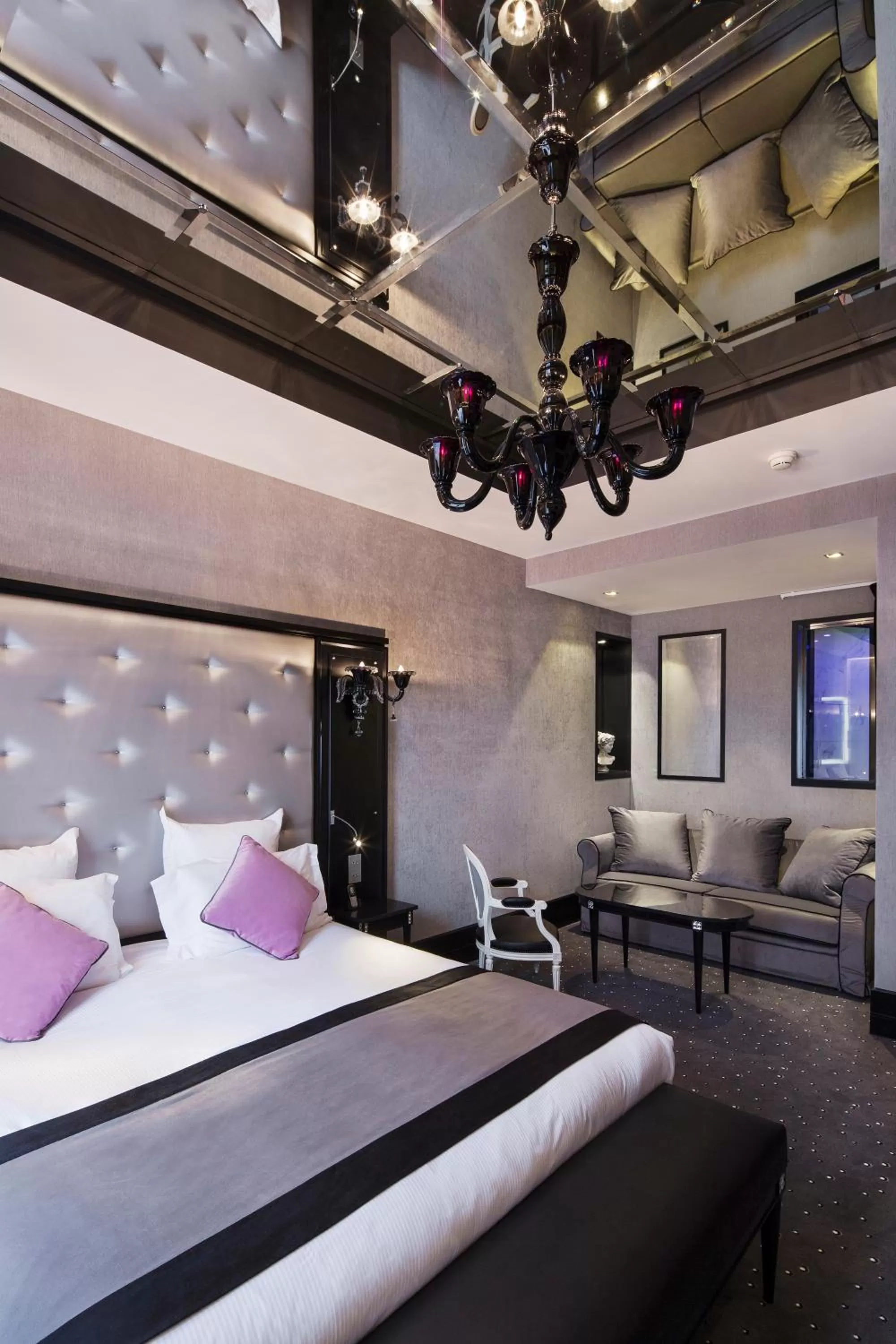 Executive King Suite with Sofa Bed in Maison Albar Hotels Le Diamond