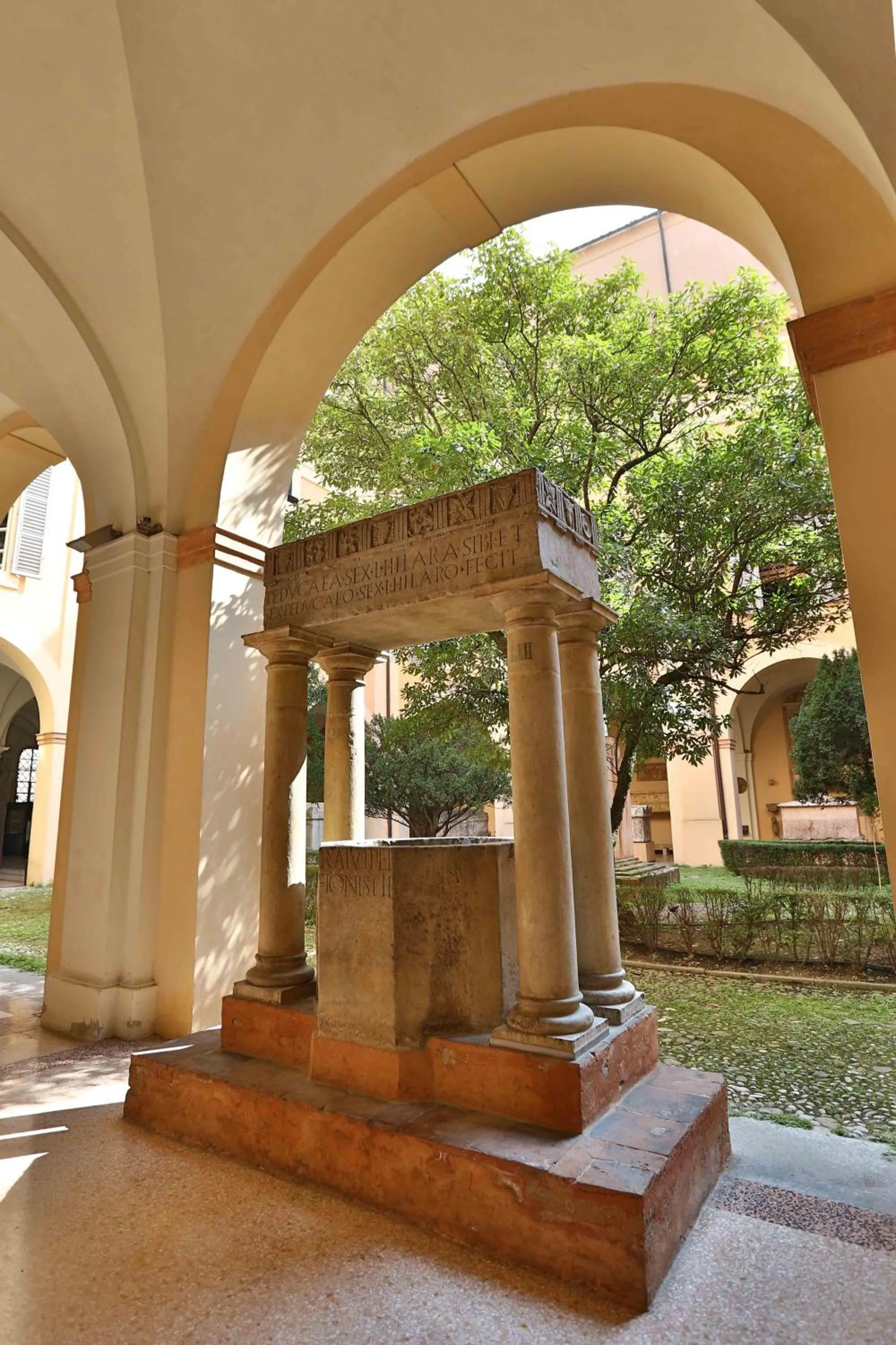 Neighbourhood in Central Park Hotel Modena