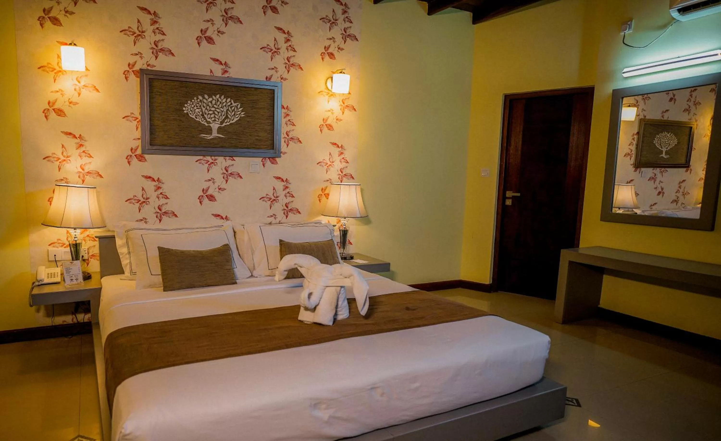 Bedroom, Bed in Royal Classic Resort