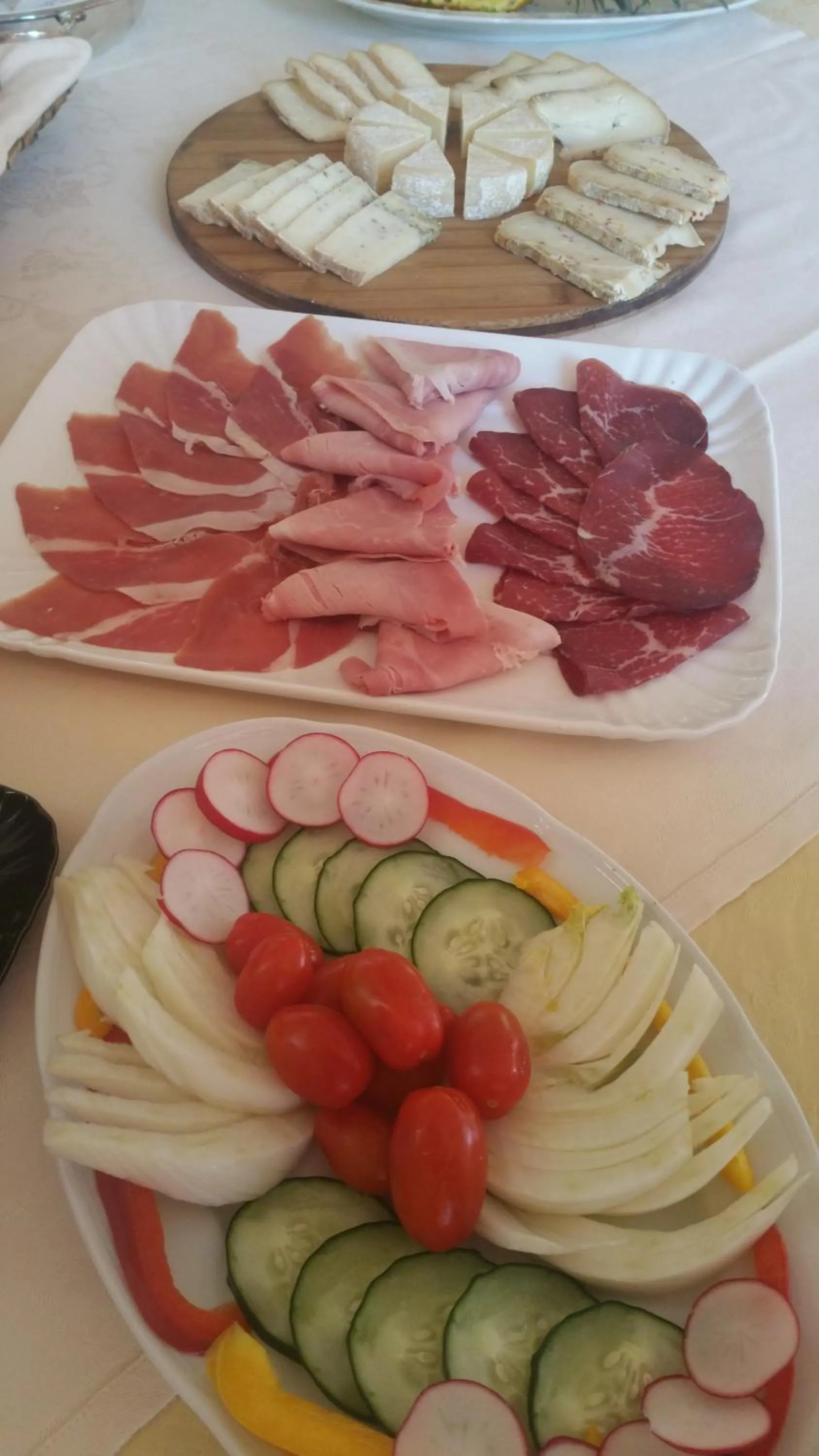 Buffet breakfast in Hotel Villa Lauri