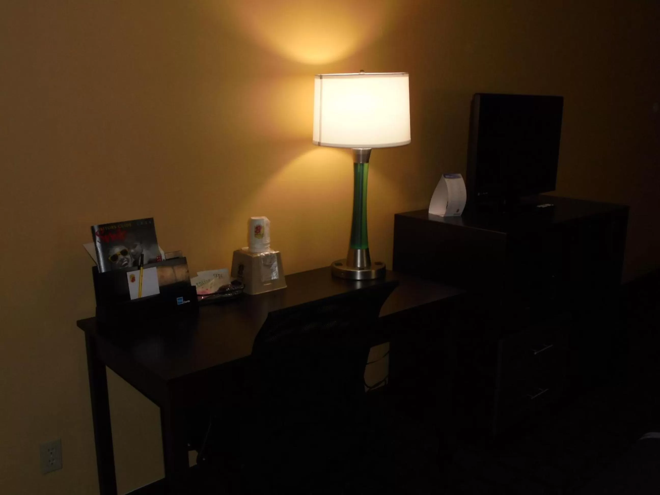 Super 8 by Wyndham Okawville