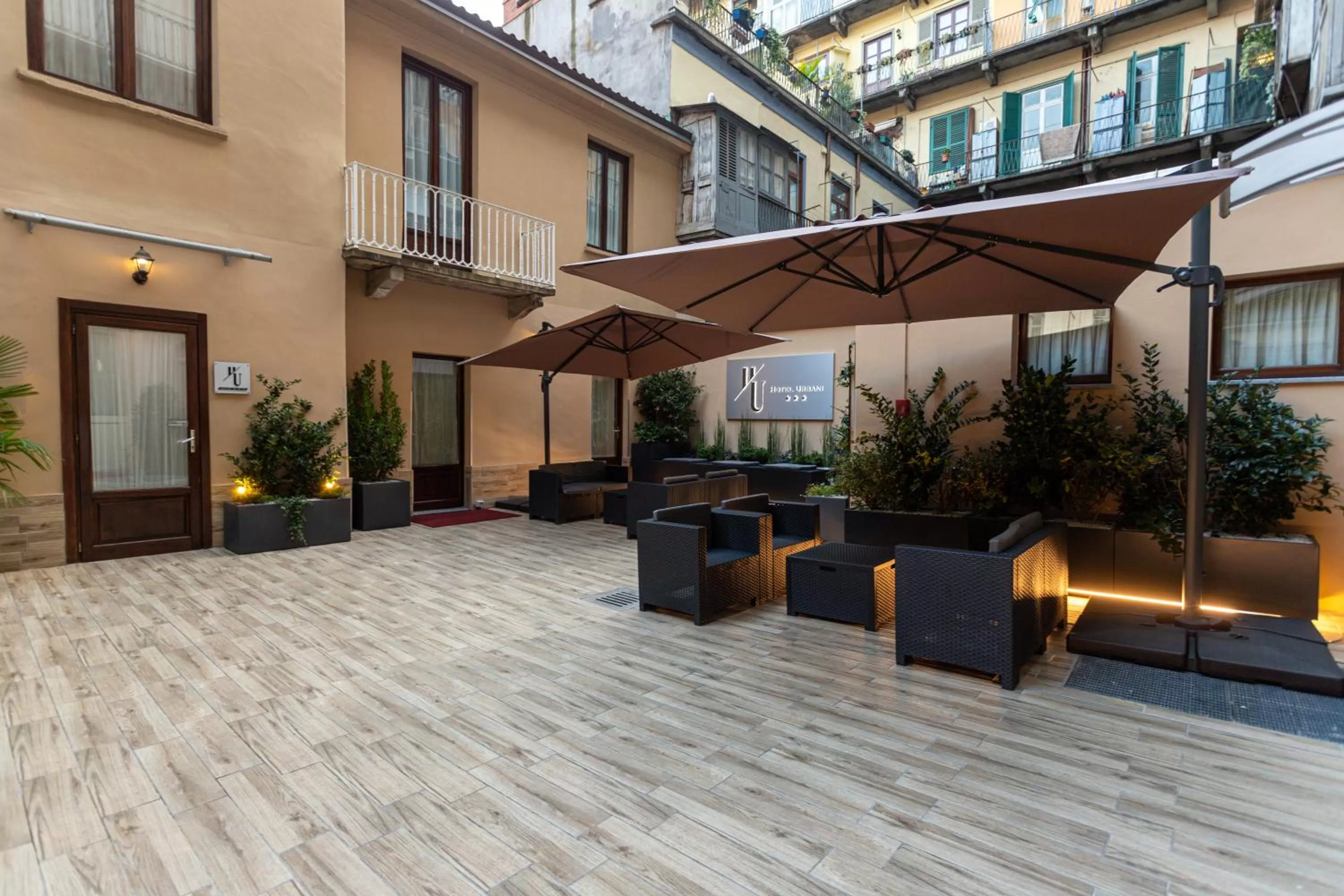 Patio in Hotel Urbani