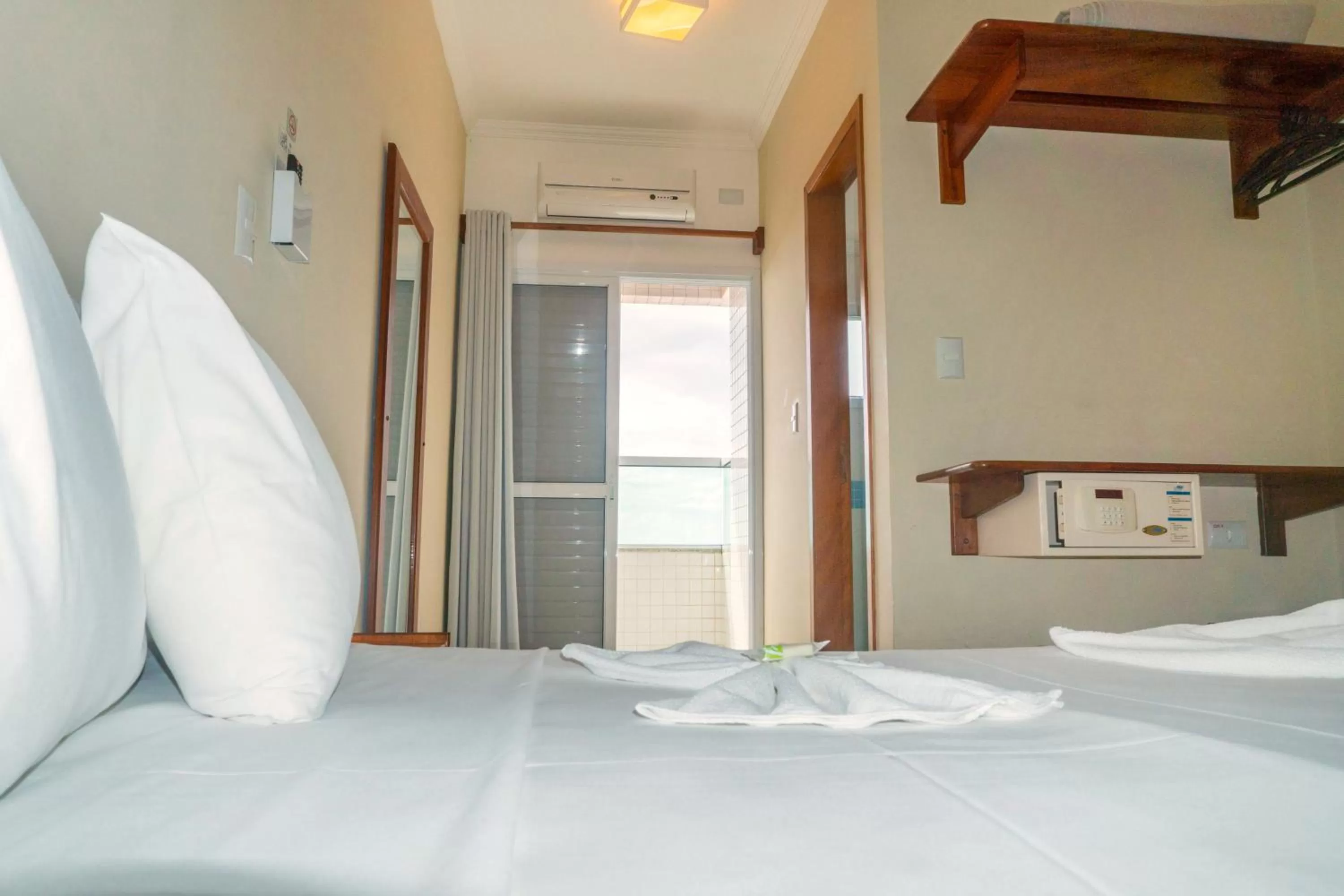 Bedroom, Bed in UPG Hotel